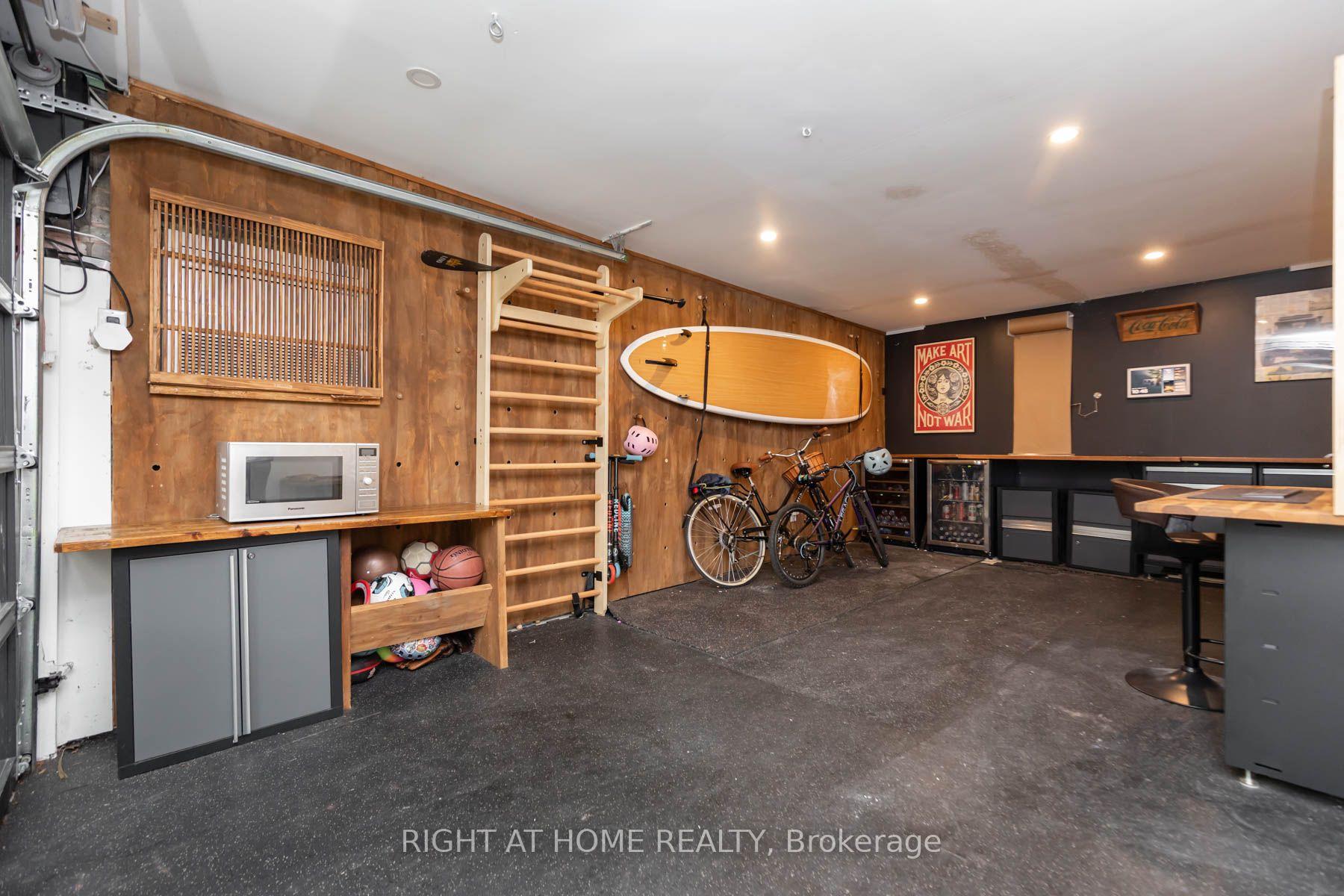 Photo 32 of 16 Pine Crescent, Toronto, The Beaches — HOMEH