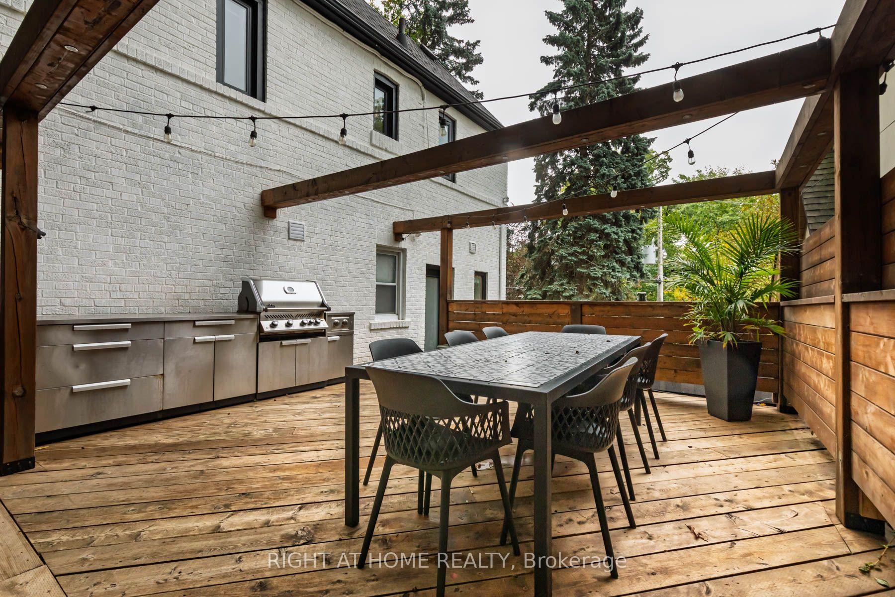 Photo 34 of 16 Pine Crescent, Toronto, The Beaches — HOMEH