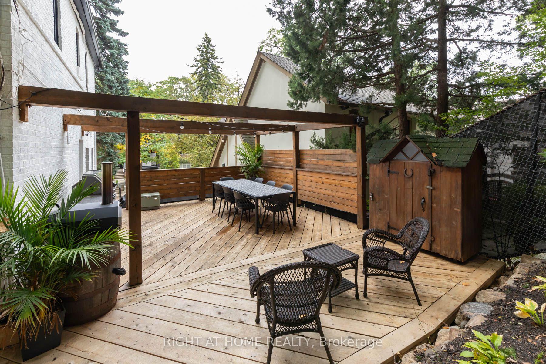 Photo 37 of 16 Pine Crescent, Toronto, The Beaches — HOMEH