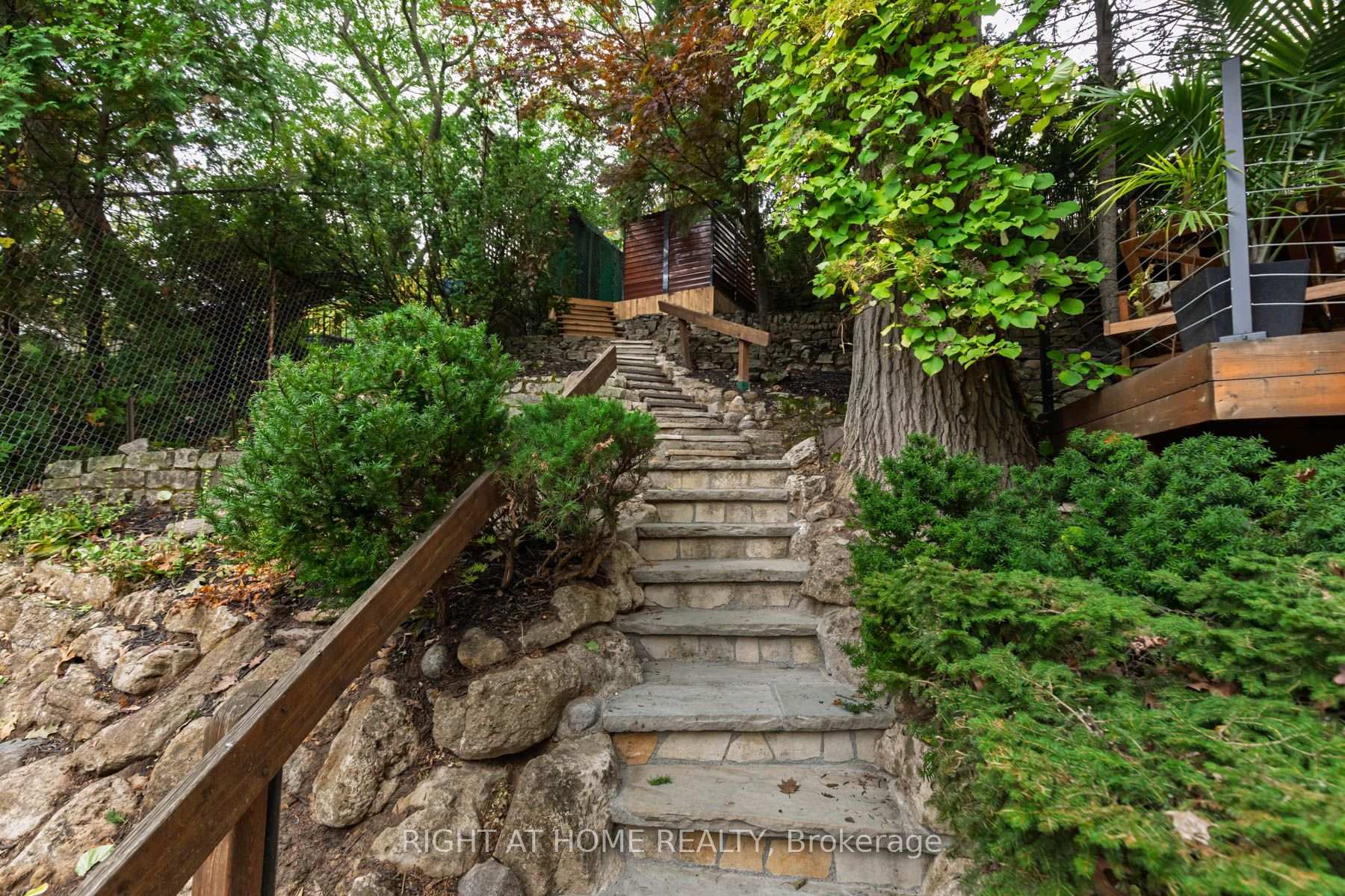 Photo 39 of 16 Pine Crescent, Toronto, The Beaches — HOMEH