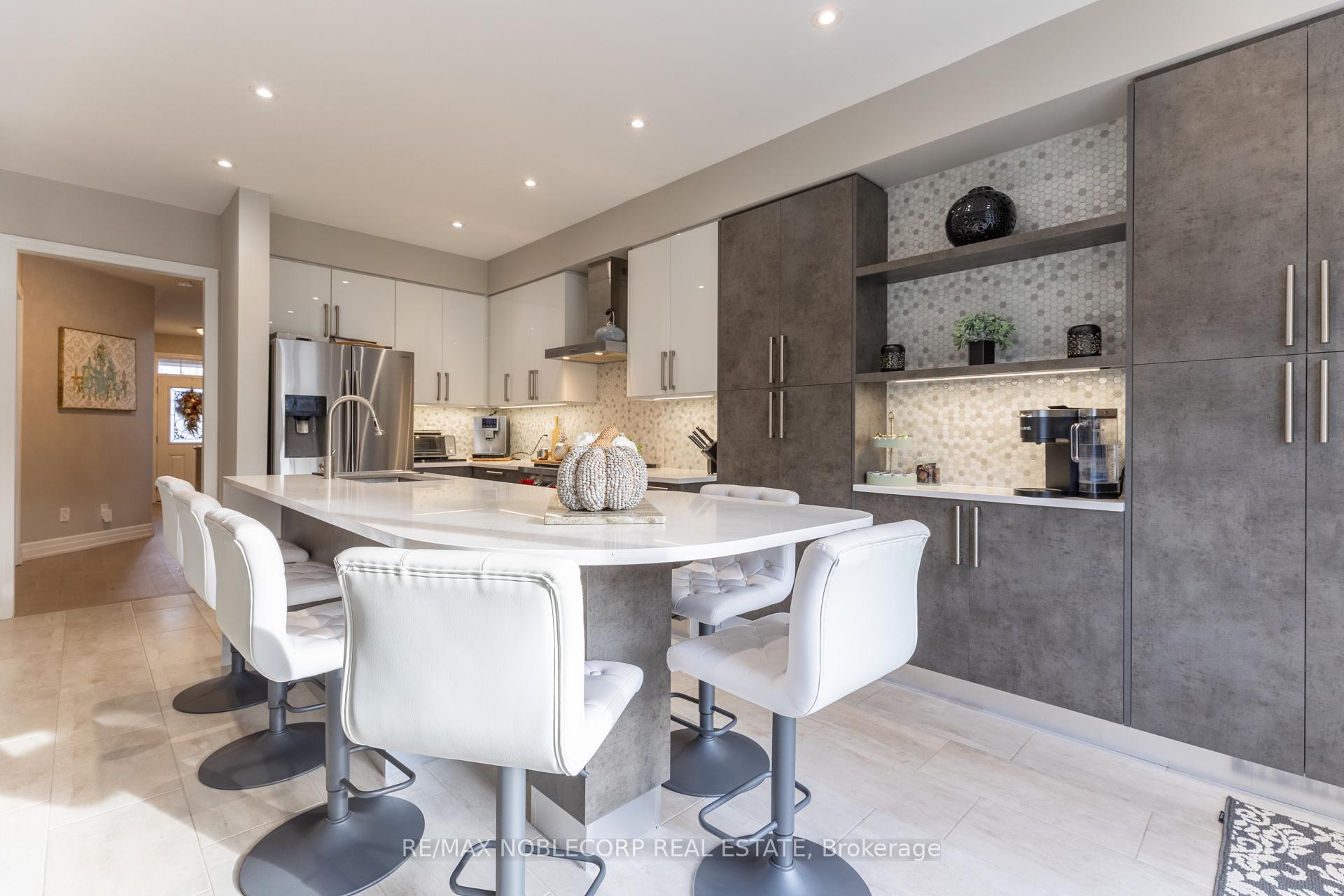 Photo 13 of 2189 Galloway Street, Innisfil, Alcona — HOMEH