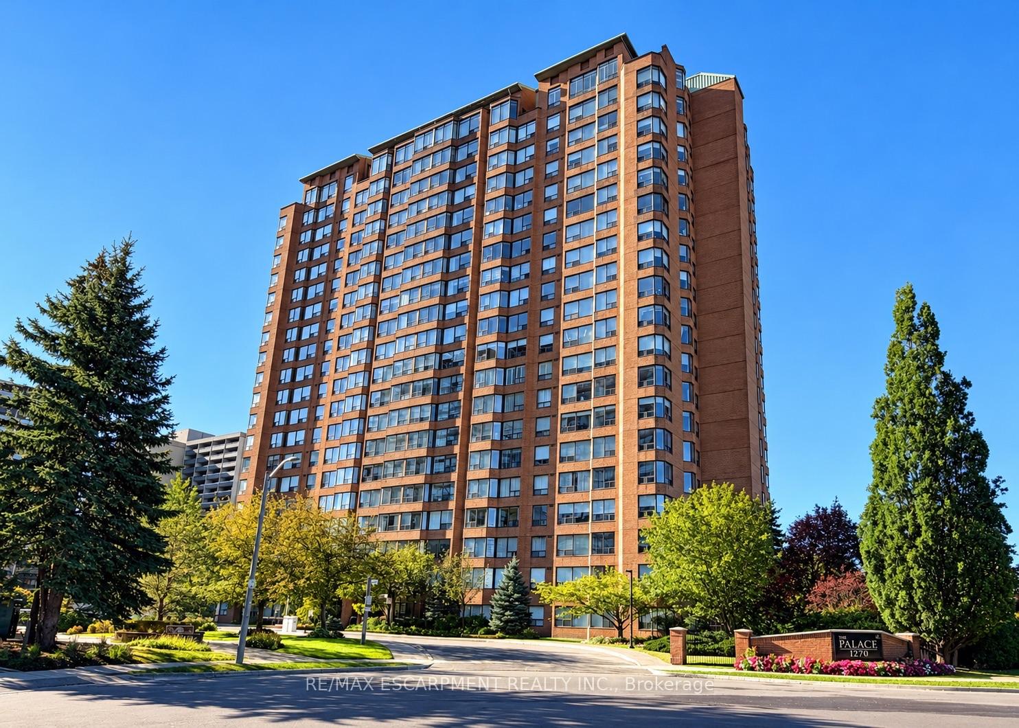 Photo of Unit 2009, 1270 Maple Crossing Boulevard