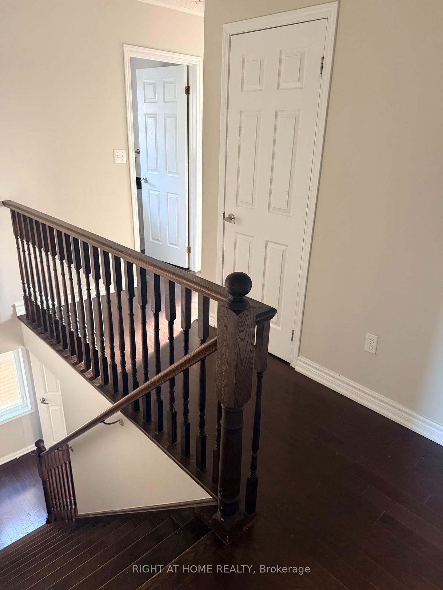 Photo 16 of 13 Lanternlight Lane, Brampton, Northwest Brampton — HOMEH