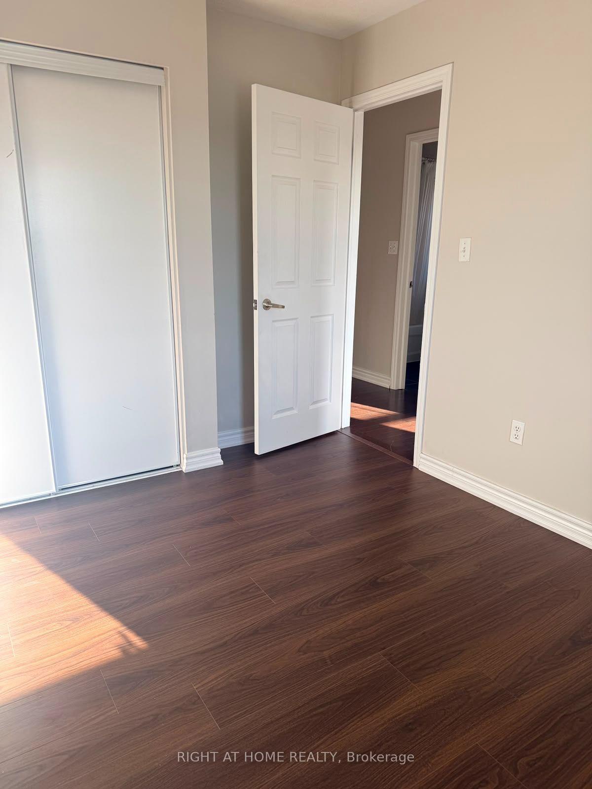 Photo 17 of 13 Lanternlight Lane, Brampton, Northwest Brampton — HOMEH