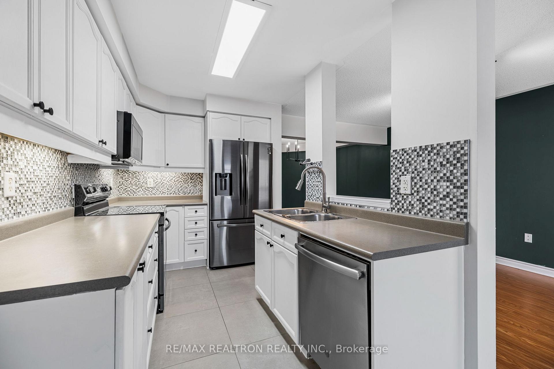 Photo 8 of 55 Atlantis Drive, Whitby, Blue Grass Meadows — HOMEH