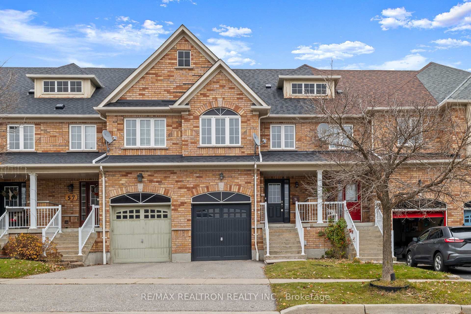 Photo 42 of 55 Atlantis Drive, Whitby, Blue Grass Meadows — HOMEH