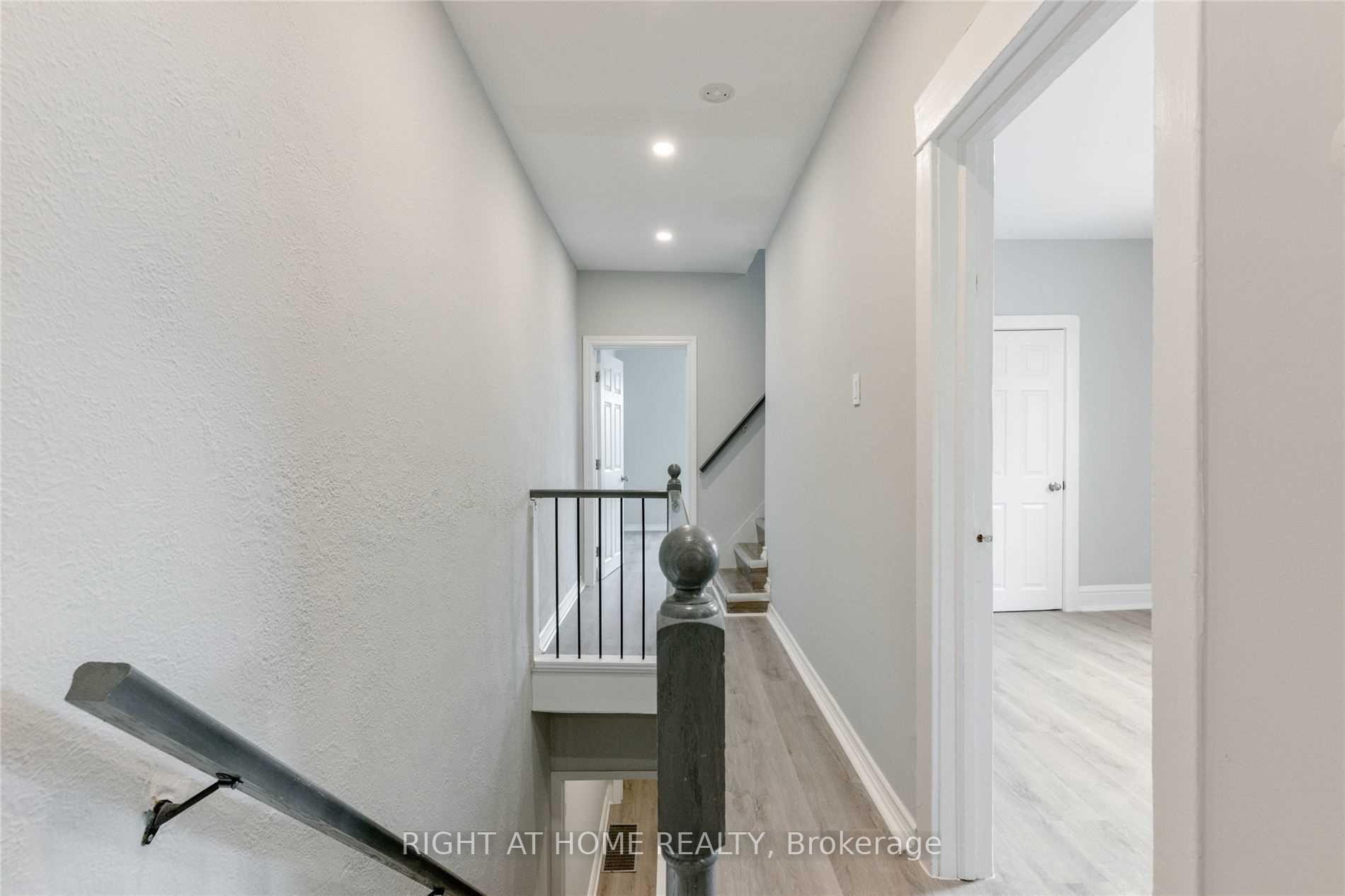 Photo 14 of Unit Unit A, 859 Gladstone Avenue, Toronto, Dovercourt-Wallace Emerson-Junction — HOMEH