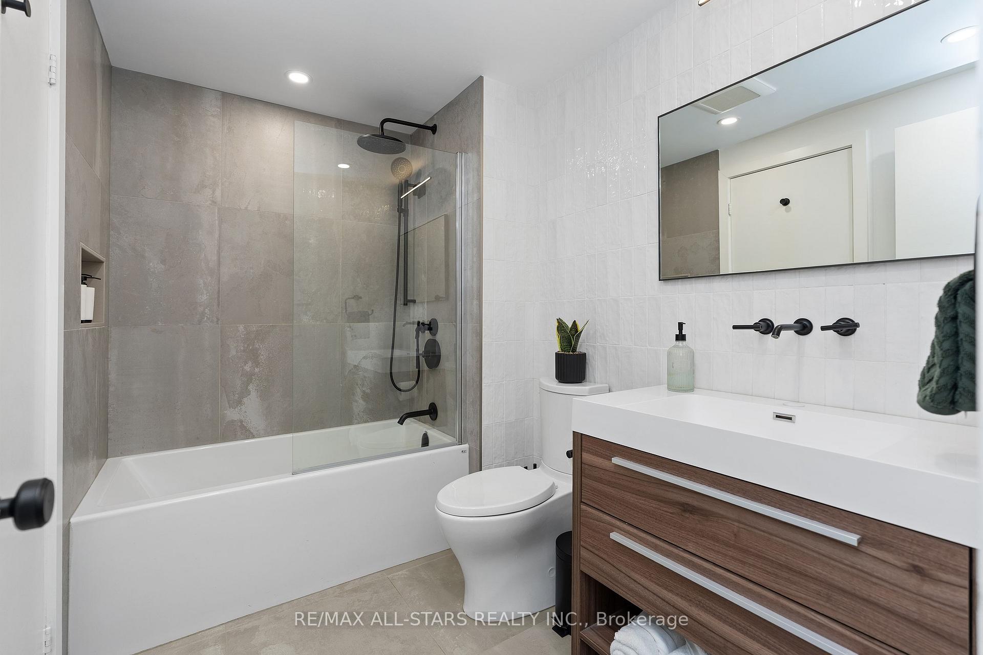 Photo 20 of 209 Malton Road, Newmarket, Bristol-London — HOMEH