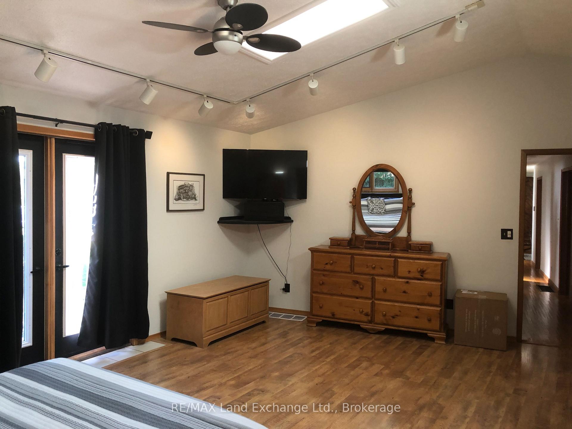 Photo 10 of 1073 8 Concession, Kincardine — HOMEH