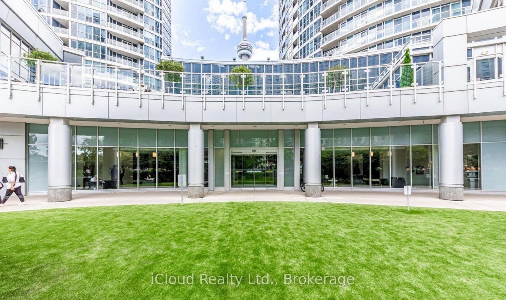 Photo 2 of Unit 2501, 208 Queens Quay, Toronto, Waterfront Communities — HOMEH