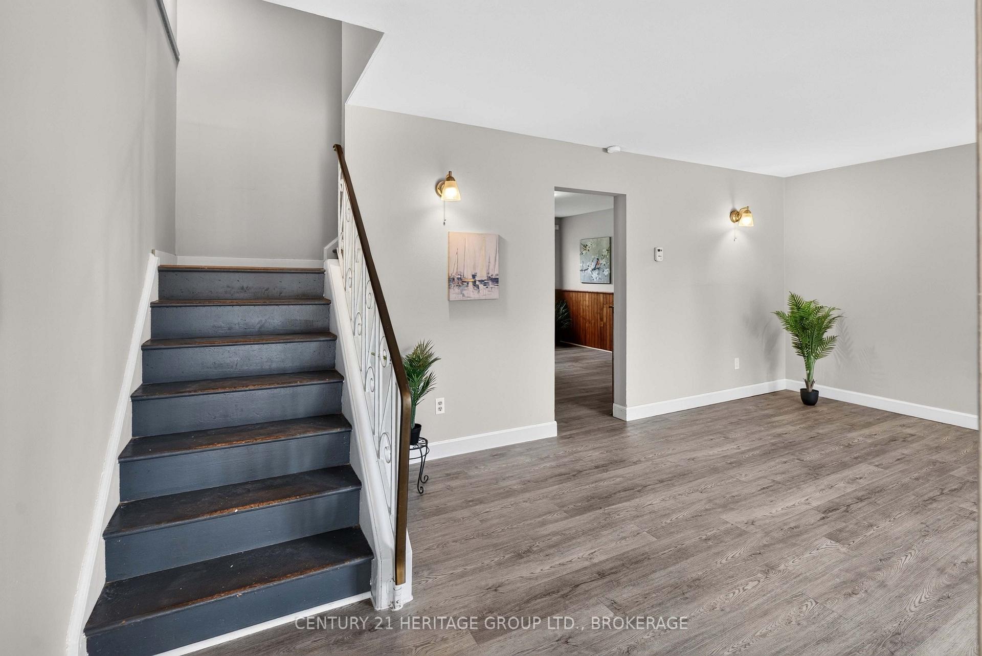 Photo 7 of 54 Woodstone Crescent, Kingston, Central City West — HOMEH