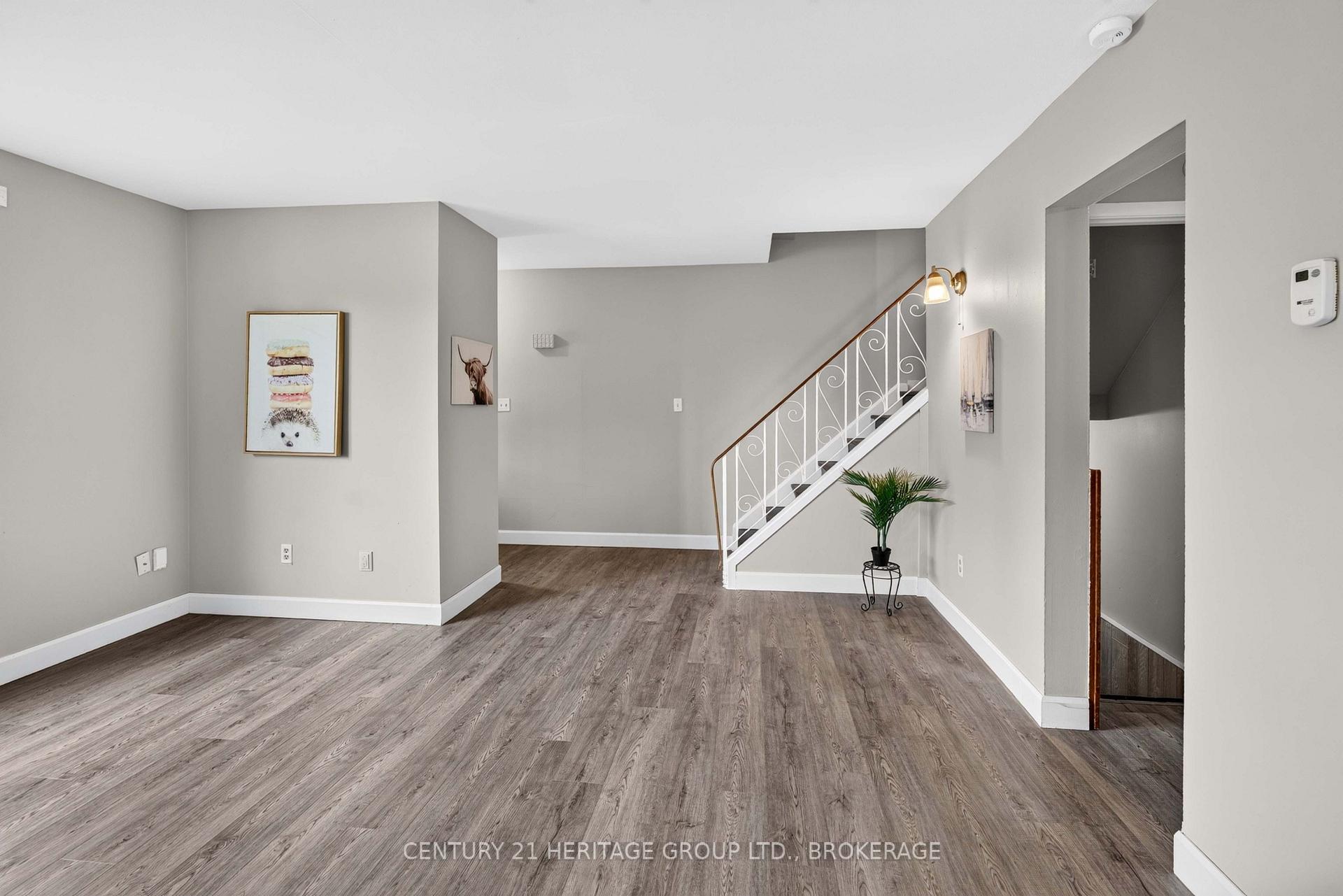 Photo 9 of 54 Woodstone Crescent, Kingston, Central City West — HOMEH