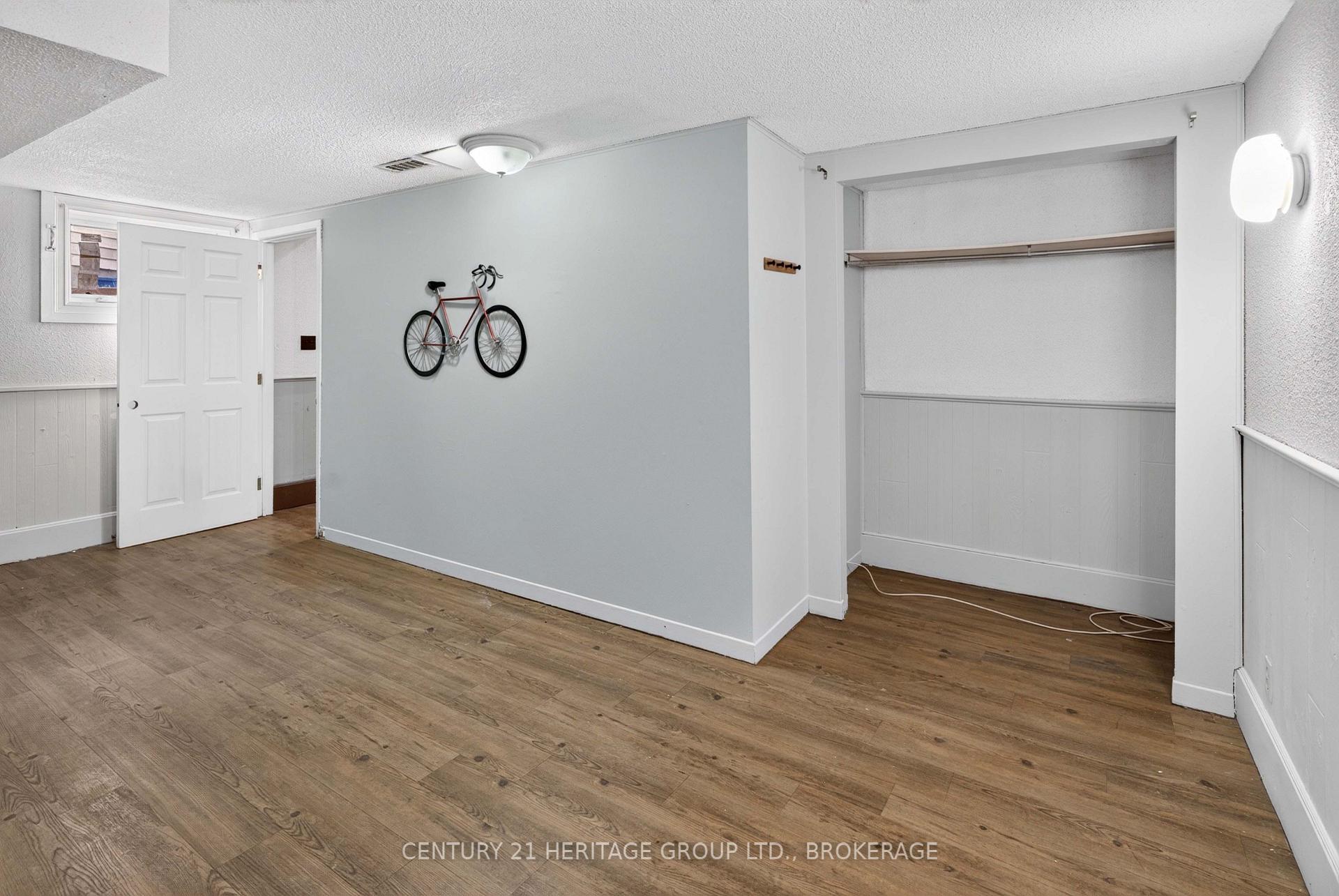 Photo 26 of 54 Woodstone Crescent, Kingston, Central City West — HOMEH