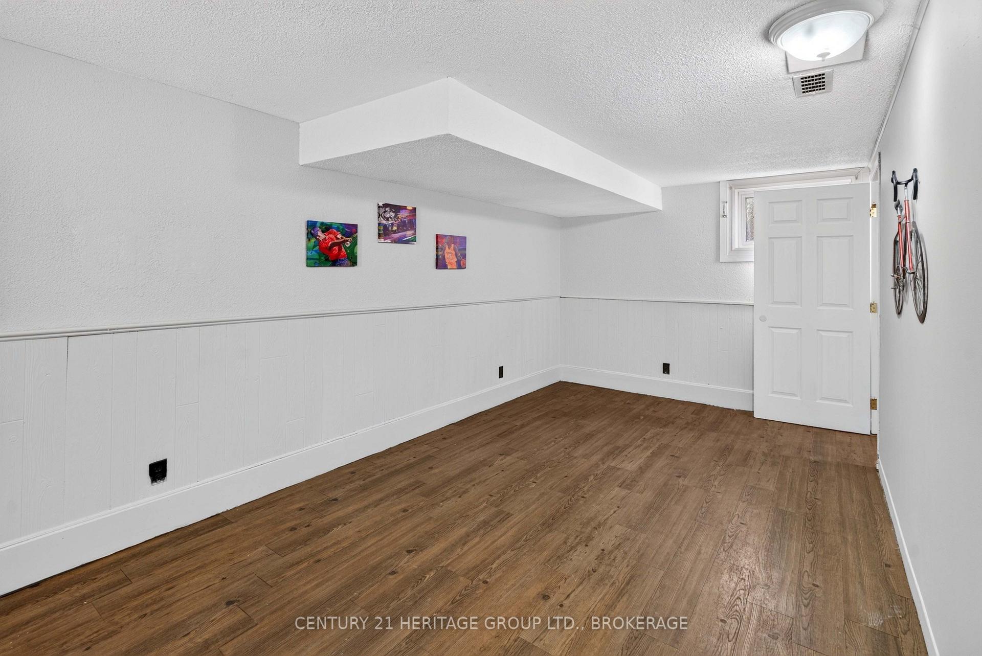 Photo 27 of 54 Woodstone Crescent, Kingston, Central City West — HOMEH