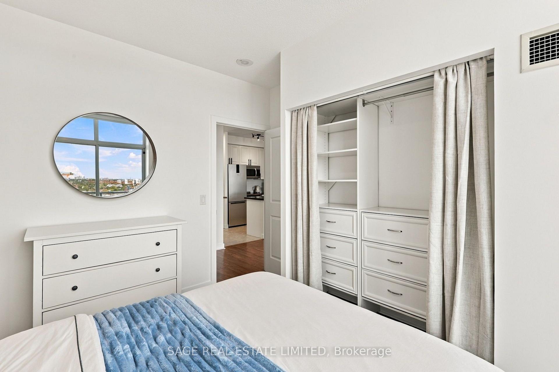 Photo 15 of Unit 2408, 50 Lynn Williams Street, Toronto, Niagara — HOMEH