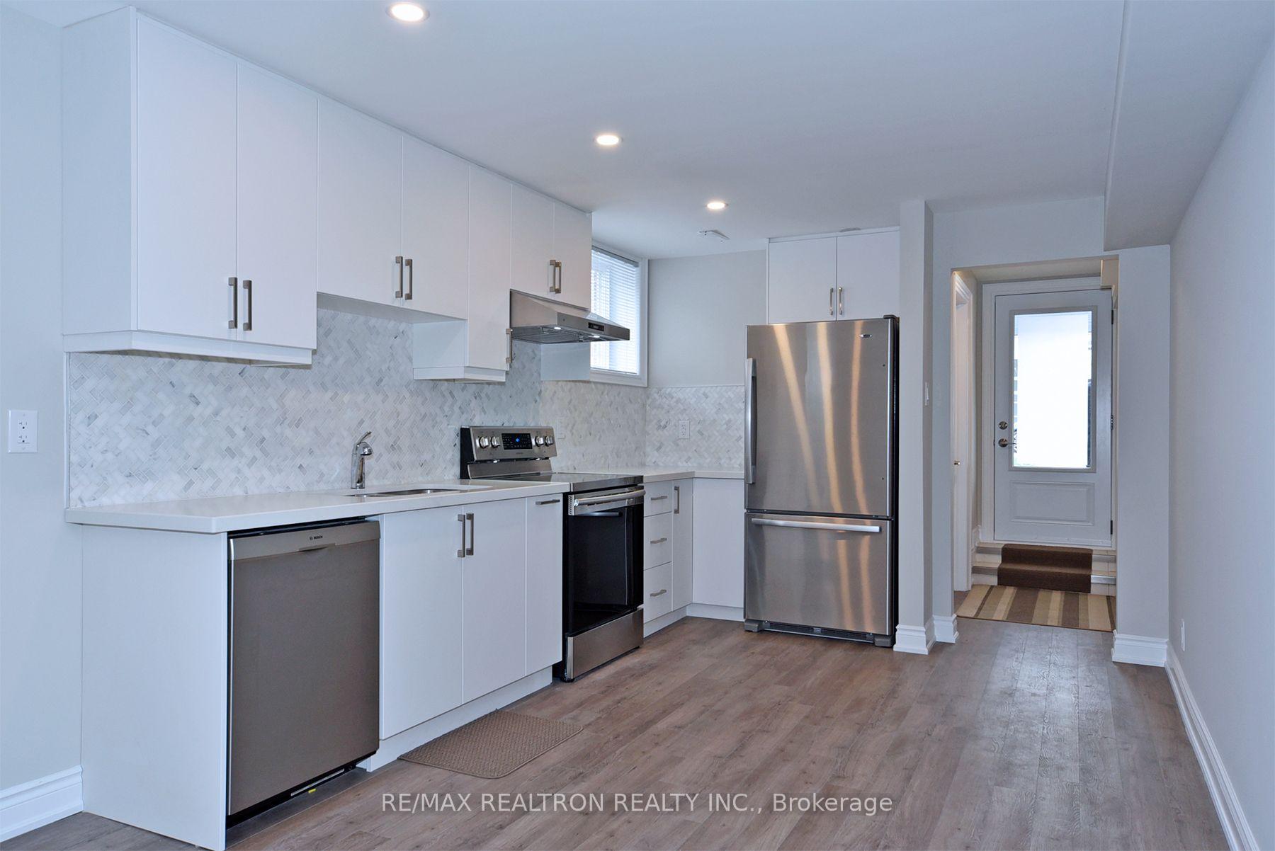 Photo 7 of Unit Ground, 1 Enid Crescent, North York, Yorkdale-Glen Park — HOMEH