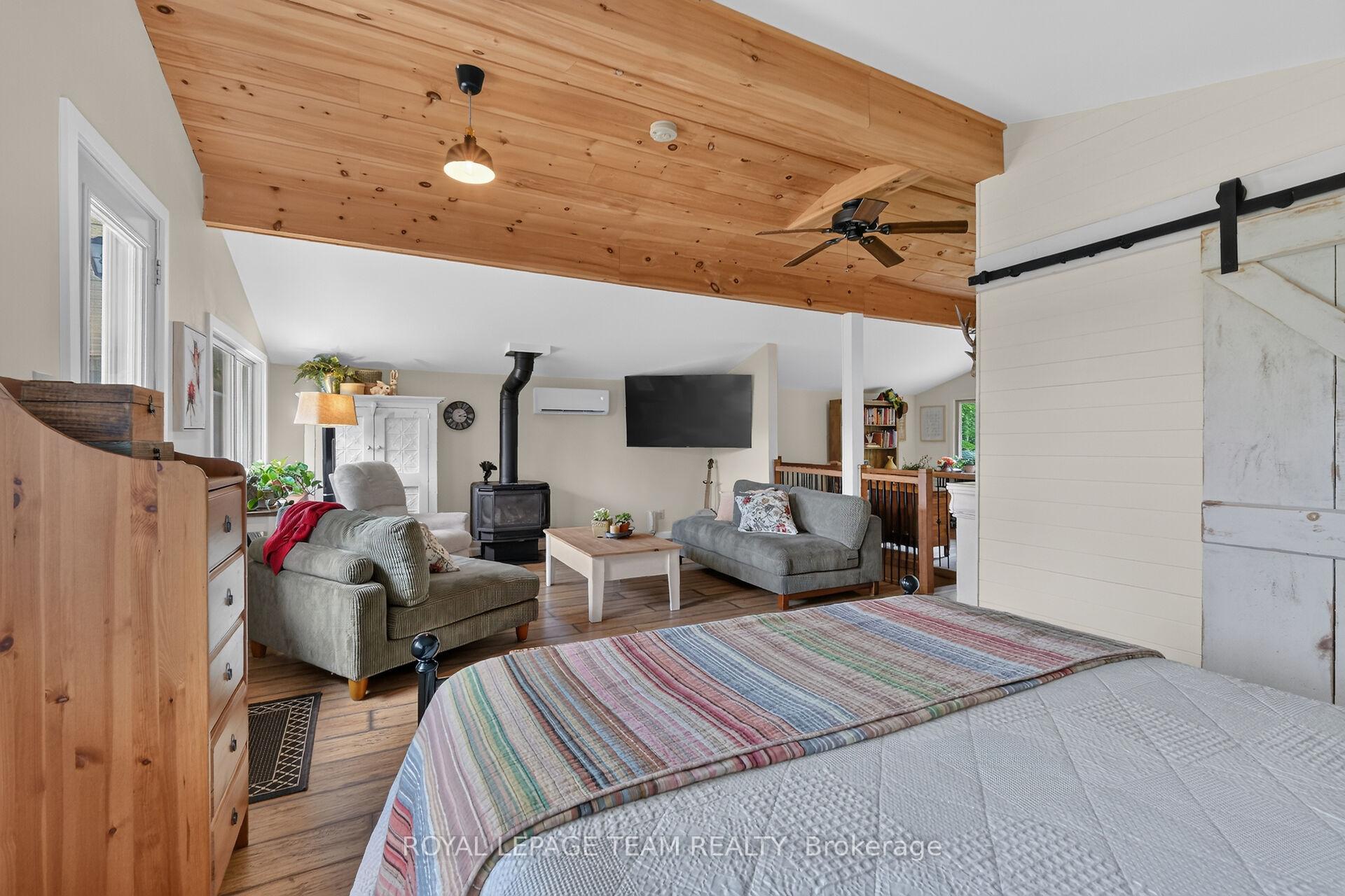 Photo 18 of 102 & 110 Mcvicar Lane, McNab/Braeside, Mcnab/Braeside Twps — HOMEH