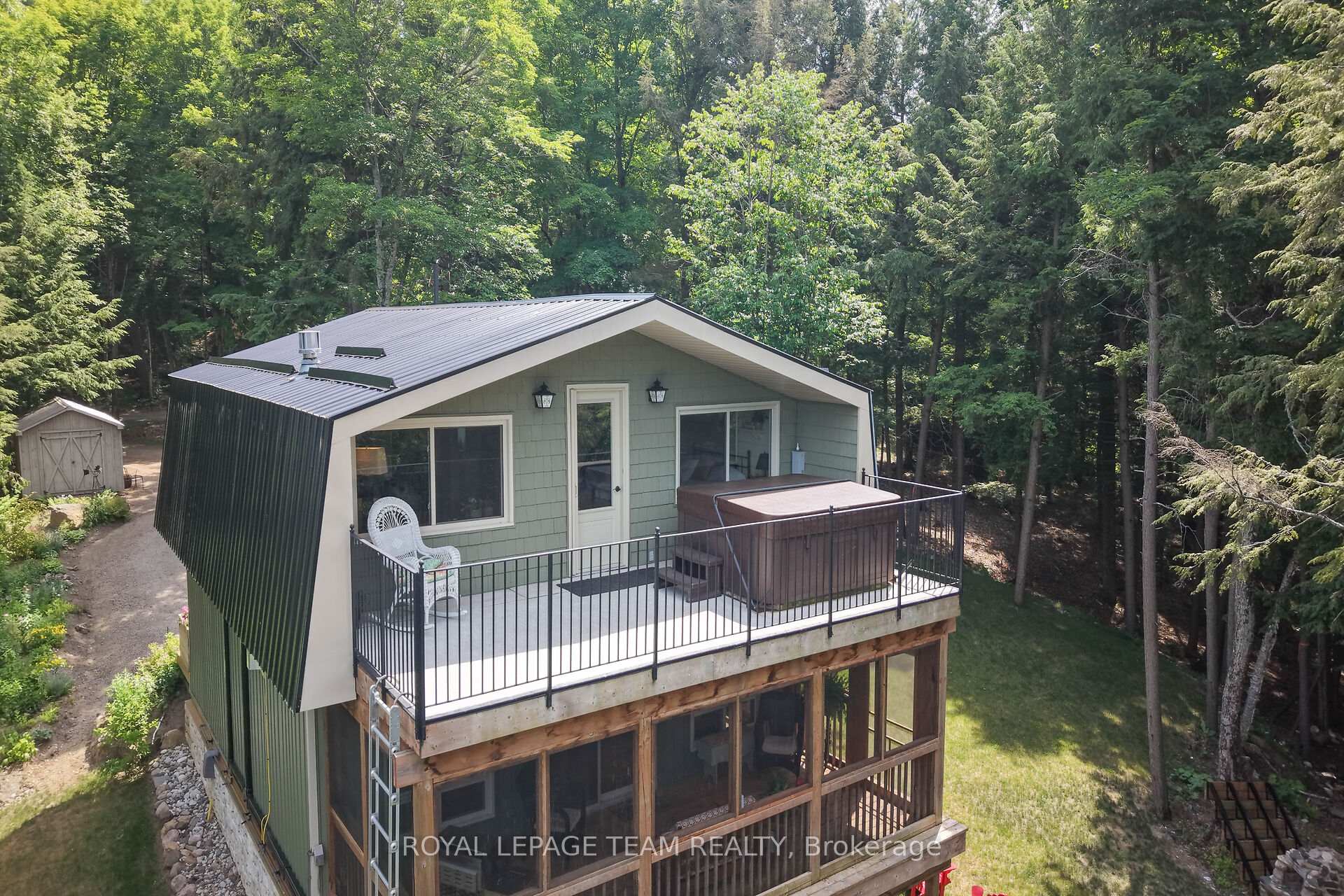 Photo 33 of 102 & 110 Mcvicar Lane, McNab/Braeside, Mcnab/Braeside Twps — HOMEH