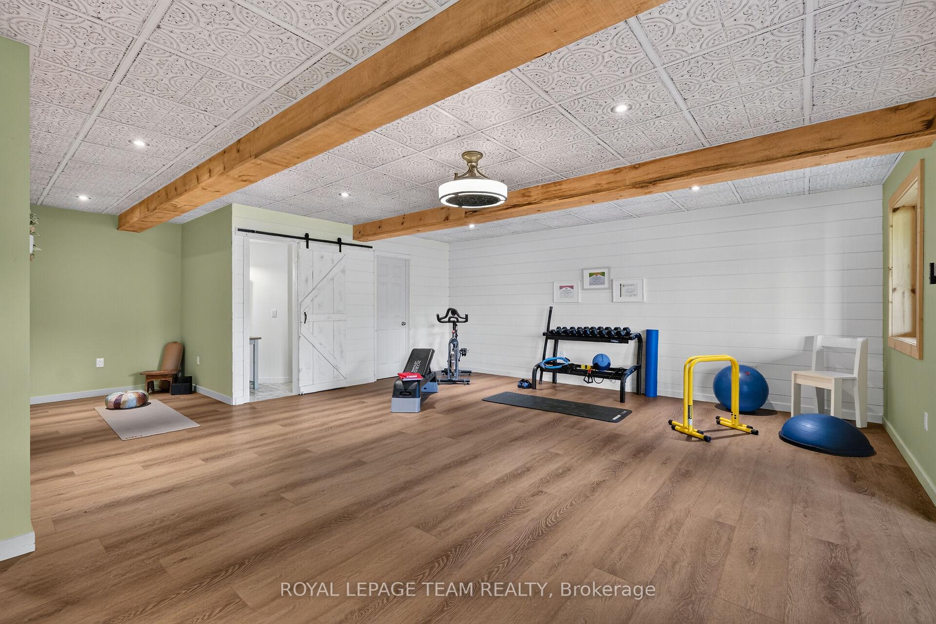 Photo 28 of 102 Mcvicar Lane, McNab/Braeside, Mcnab/Braeside Twps — HOMEH