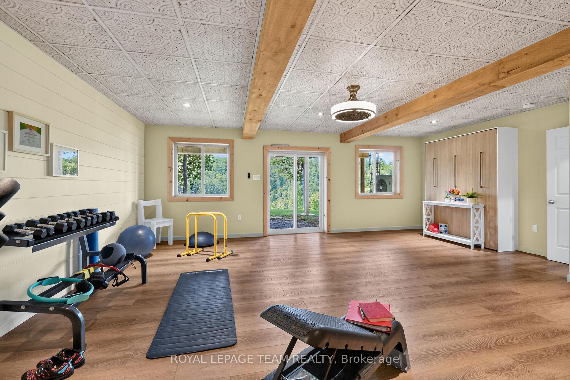 Photo 30 of 102 Mcvicar Lane, McNab/Braeside, Mcnab/Braeside Twps — HOMEH