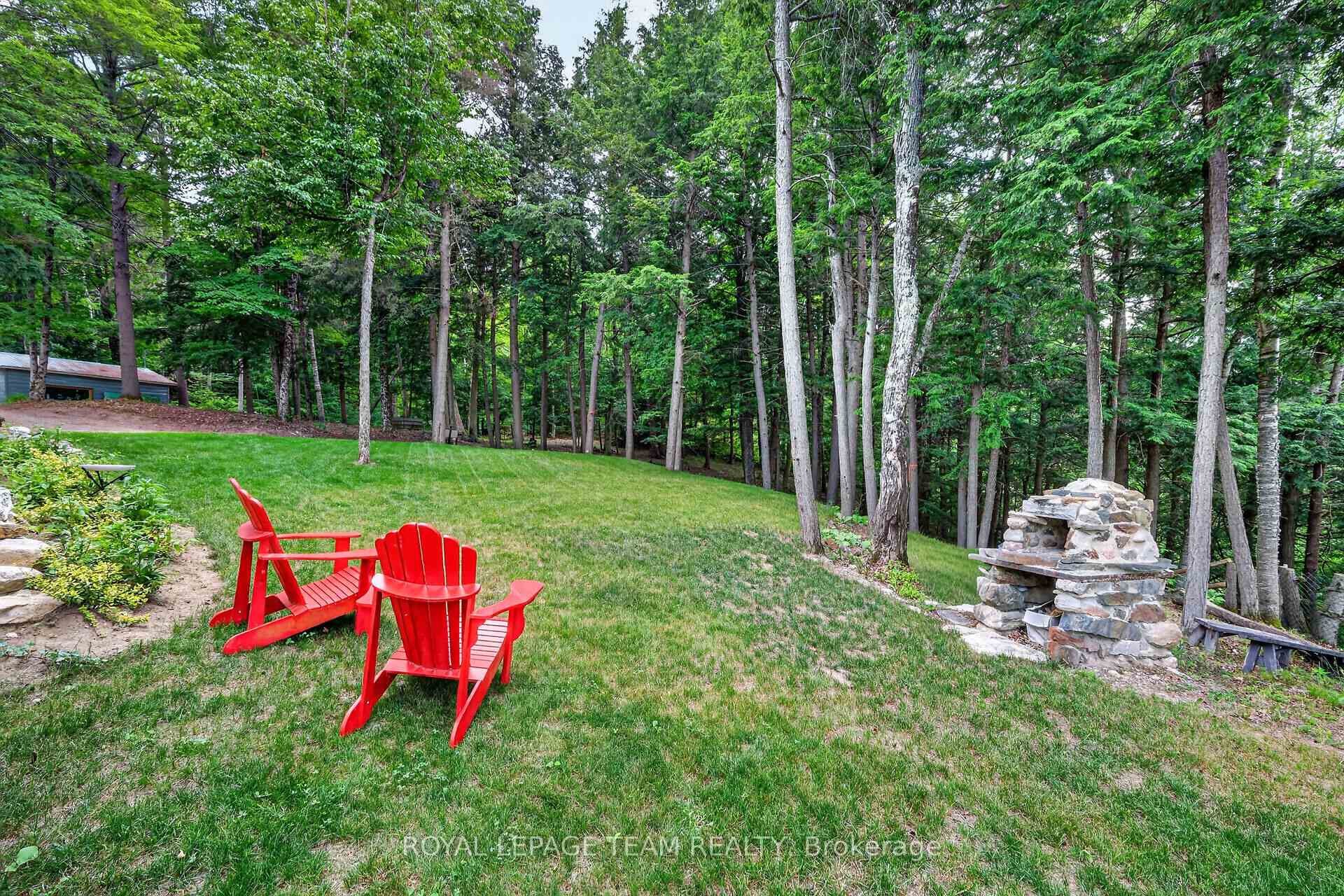 Photo 33 of 102 Mcvicar Lane, McNab/Braeside, Mcnab/Braeside Twps — HOMEH