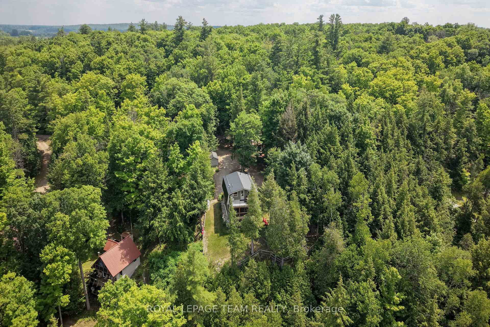 Photo 38 of 102 Mcvicar Lane, McNab/Braeside, Mcnab/Braeside Twps — HOMEH