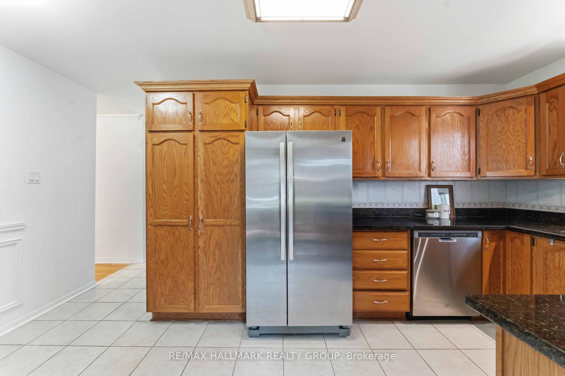 Photo 13 of 1380 Pebble Road, Ottawa, South Keys — HOMEH