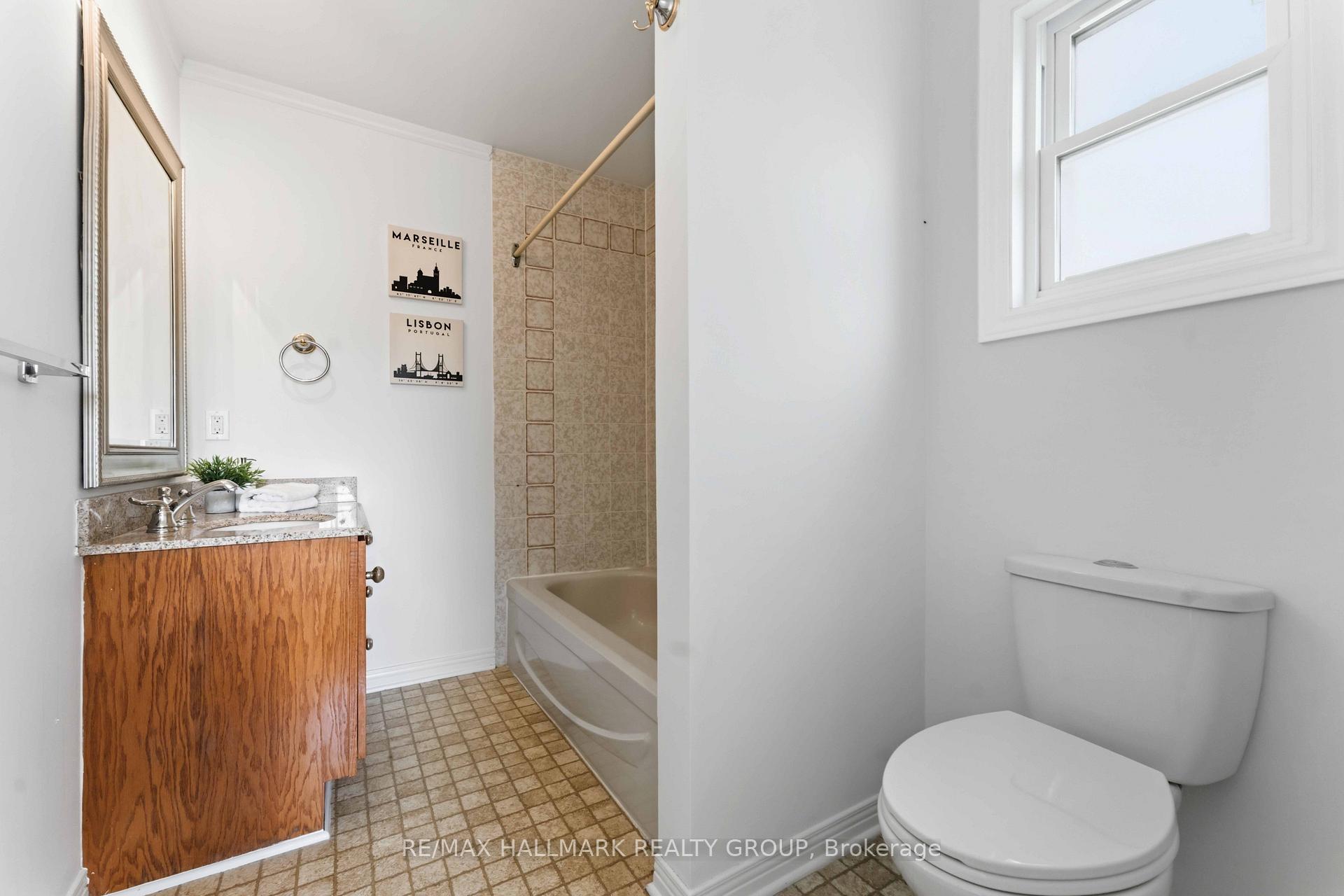 Photo 21 of 1380 Pebble Road, Ottawa, South Keys — HOMEH