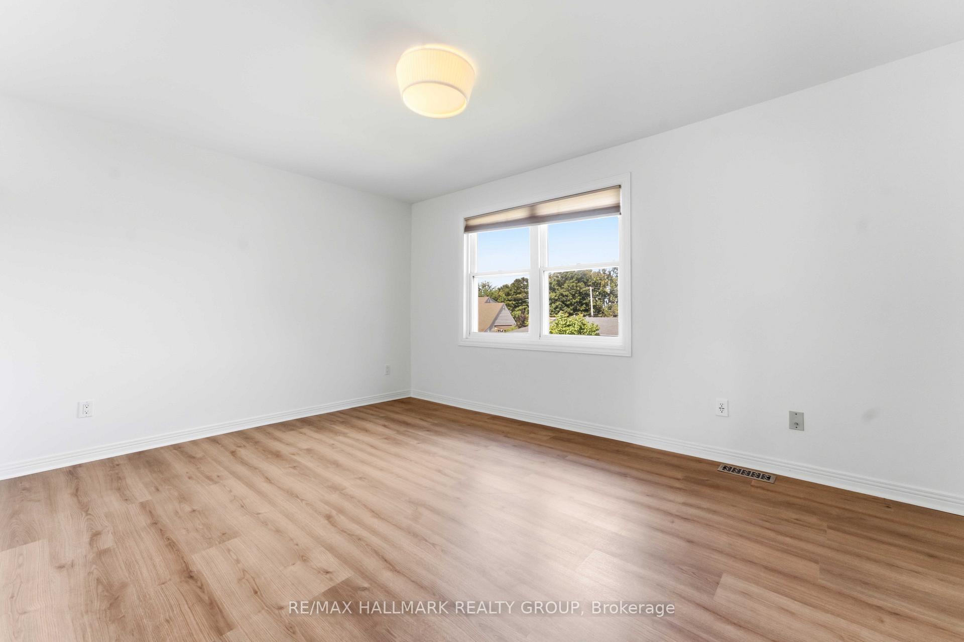 Photo 22 of 1380 Pebble Road, Ottawa, South Keys — HOMEH