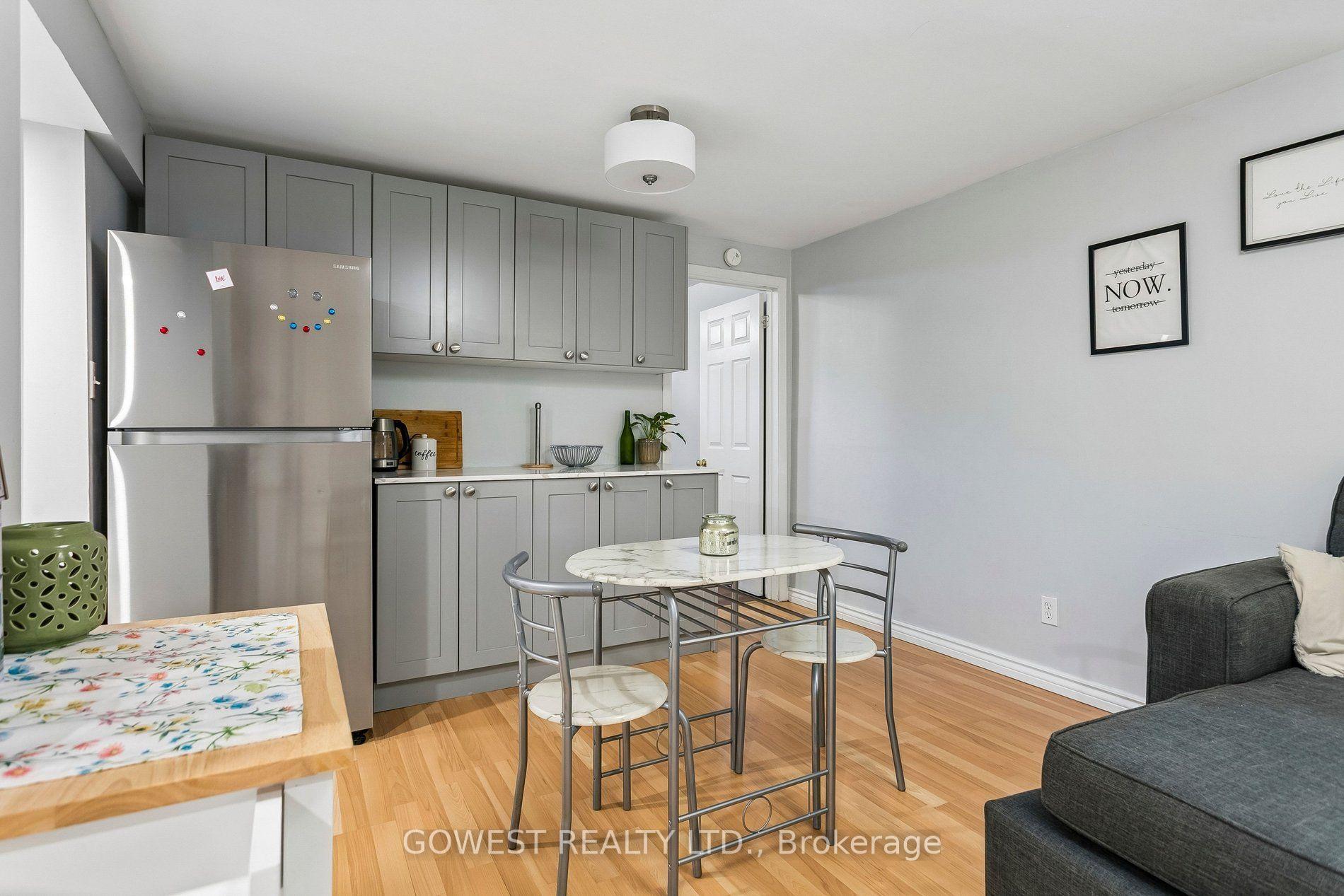 Photo 5 of 3275 Dragon Drive, Mississauga, Fairview — HOMEH