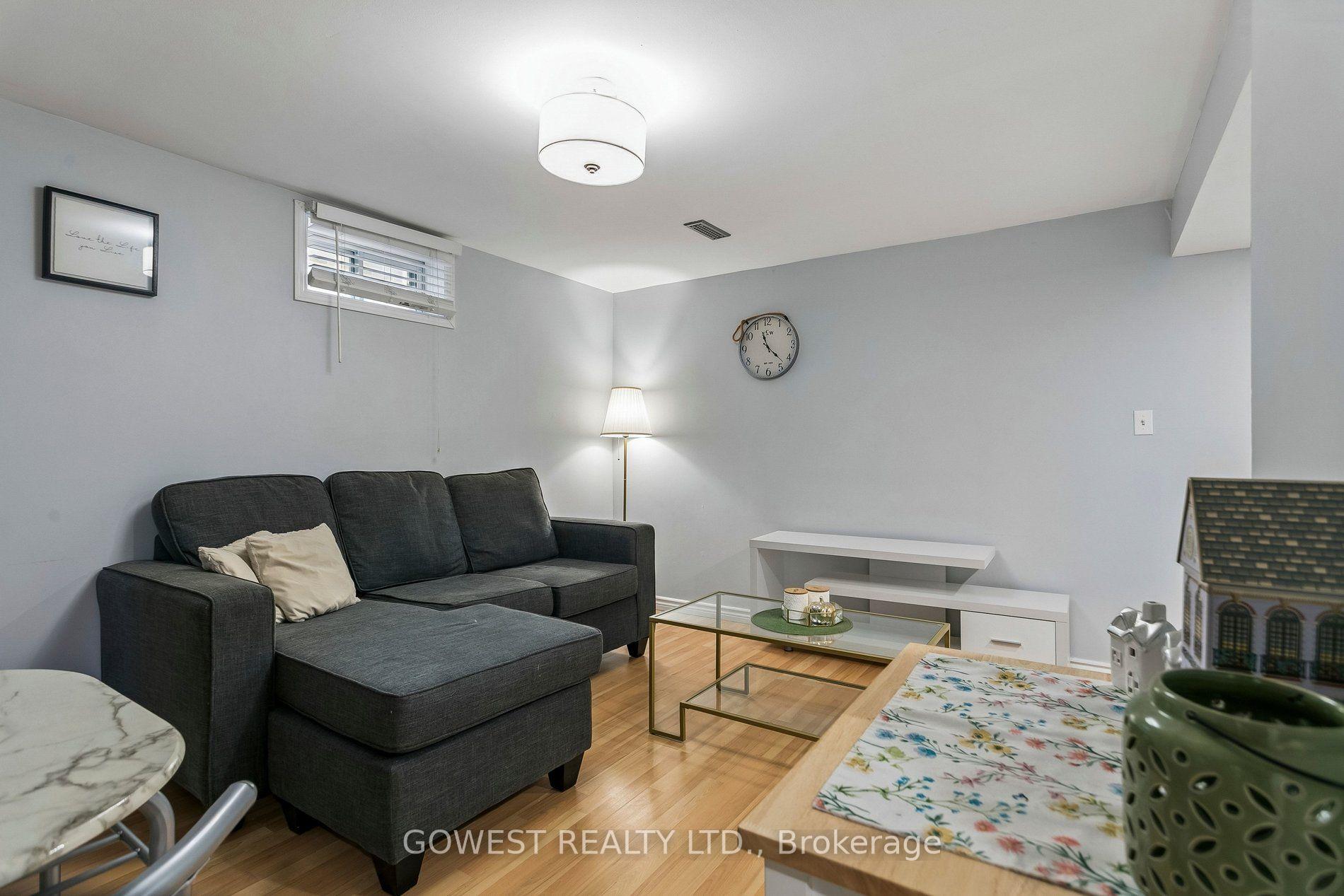 Photo 8 of 3275 Dragon Drive, Mississauga, Fairview — HOMEH