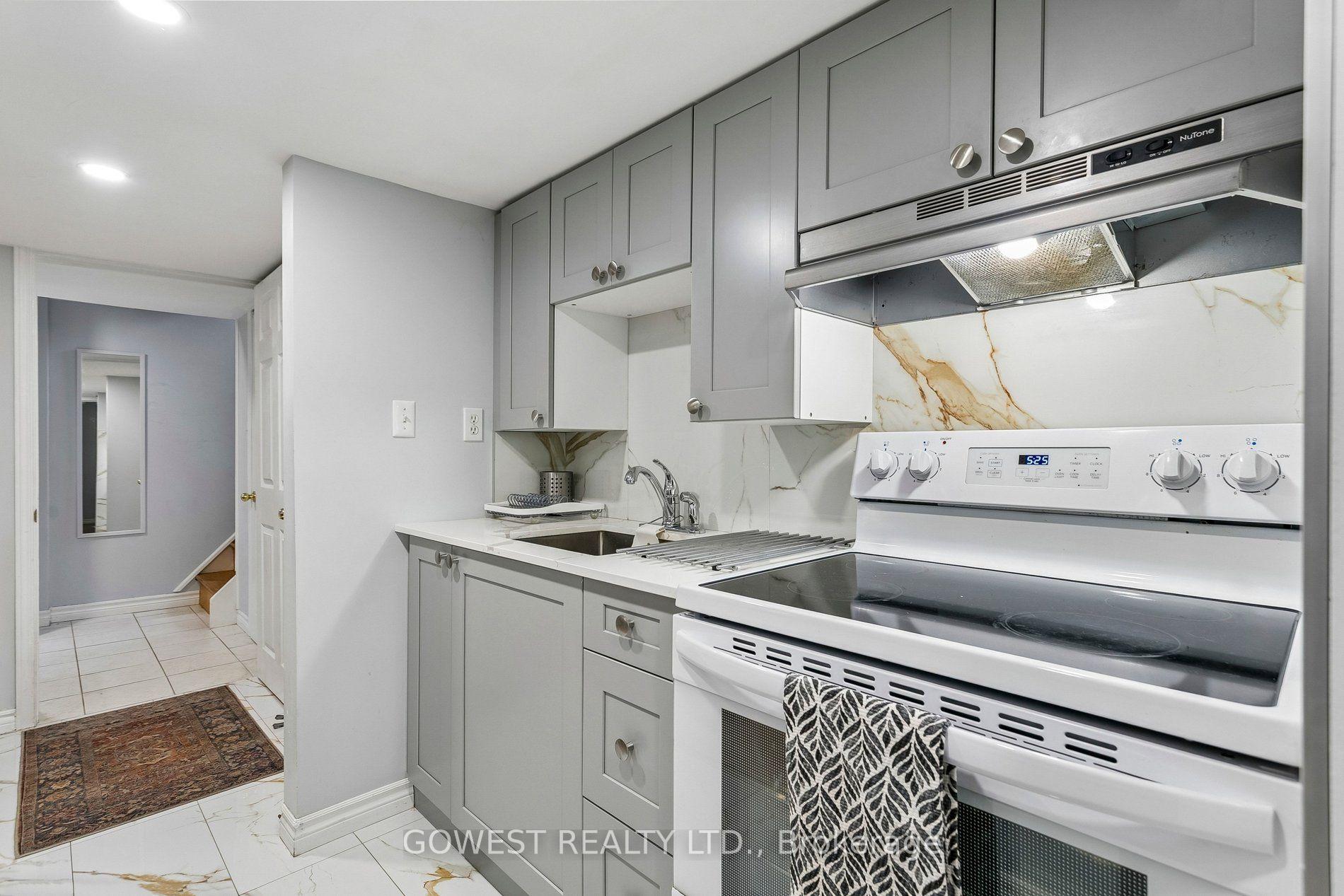 Photo 9 of 3275 Dragon Drive, Mississauga, Fairview — HOMEH