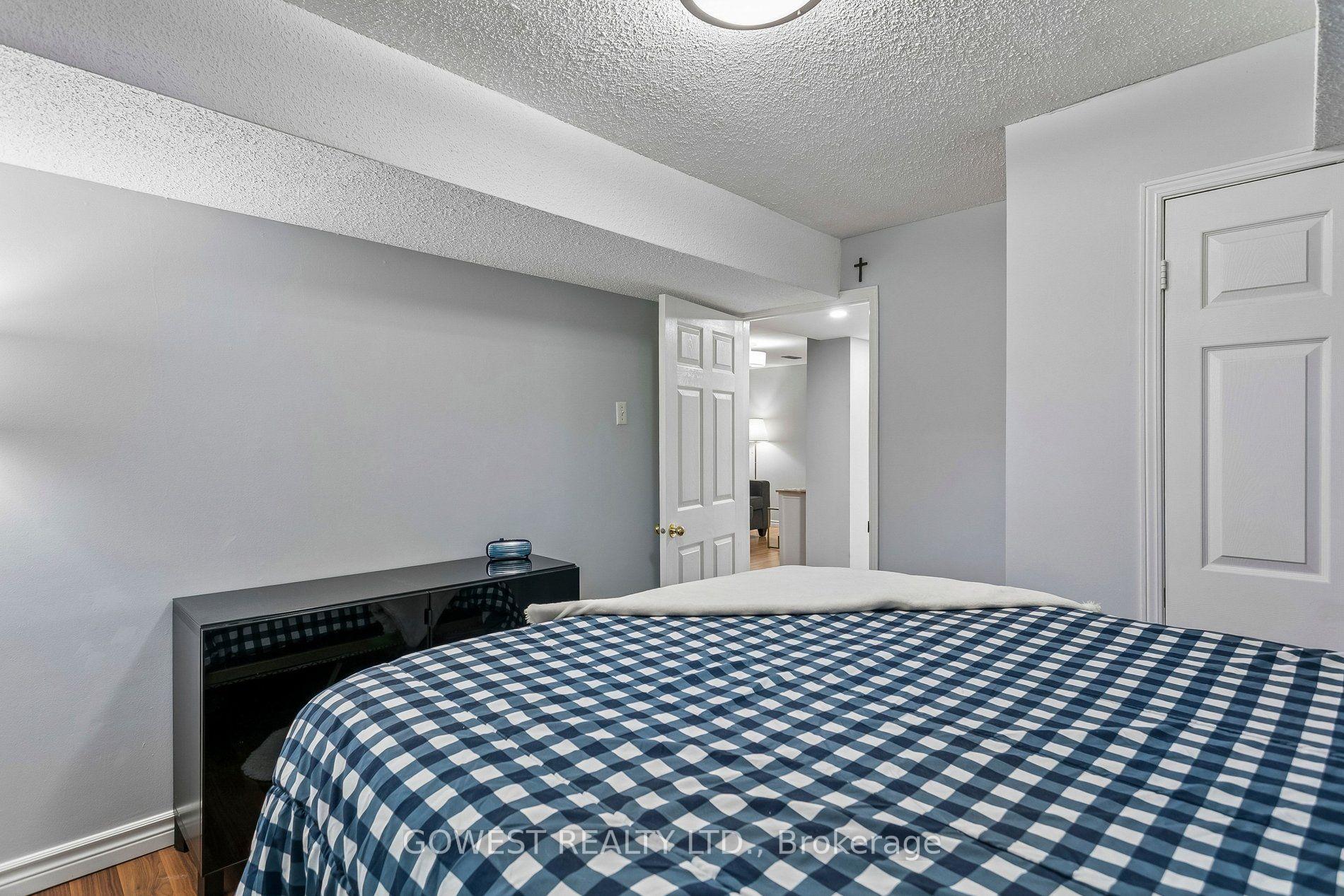 Photo 14 of 3275 Dragon Drive, Mississauga, Fairview — HOMEH
