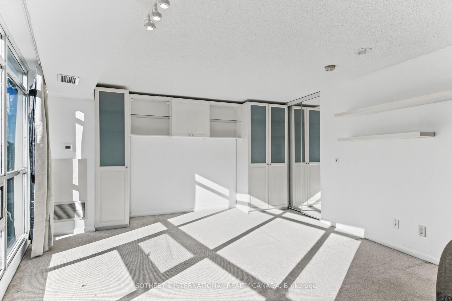 Photo 11 of Unit 1512, 18 Yonge Street, Toronto, Waterfront Communities — HOMEH
