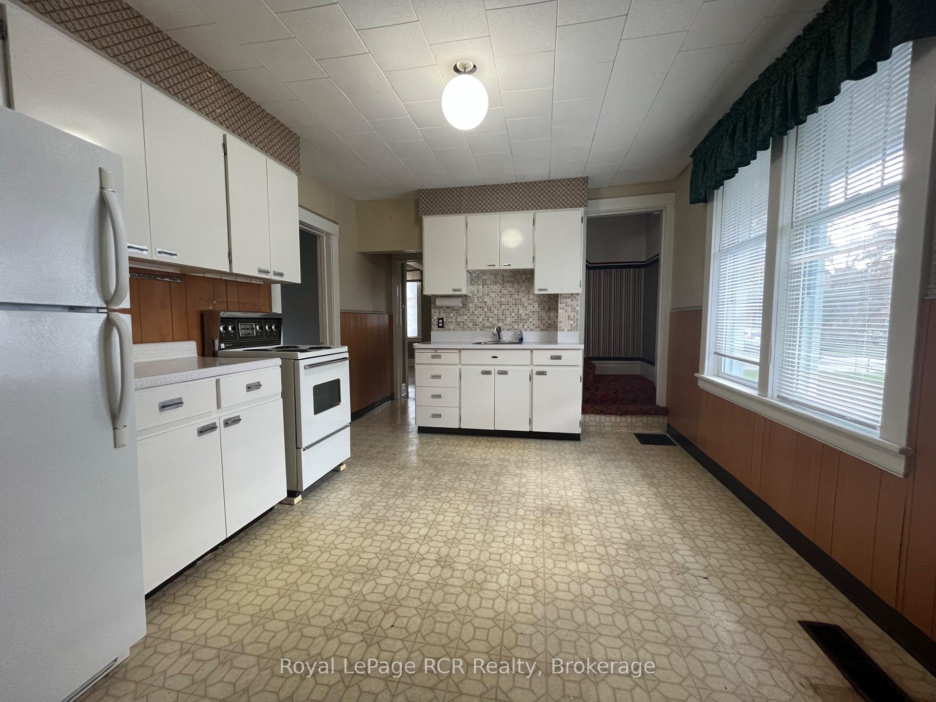 Photo 24 of 582 12th Ave N, Hanover — HOMEH