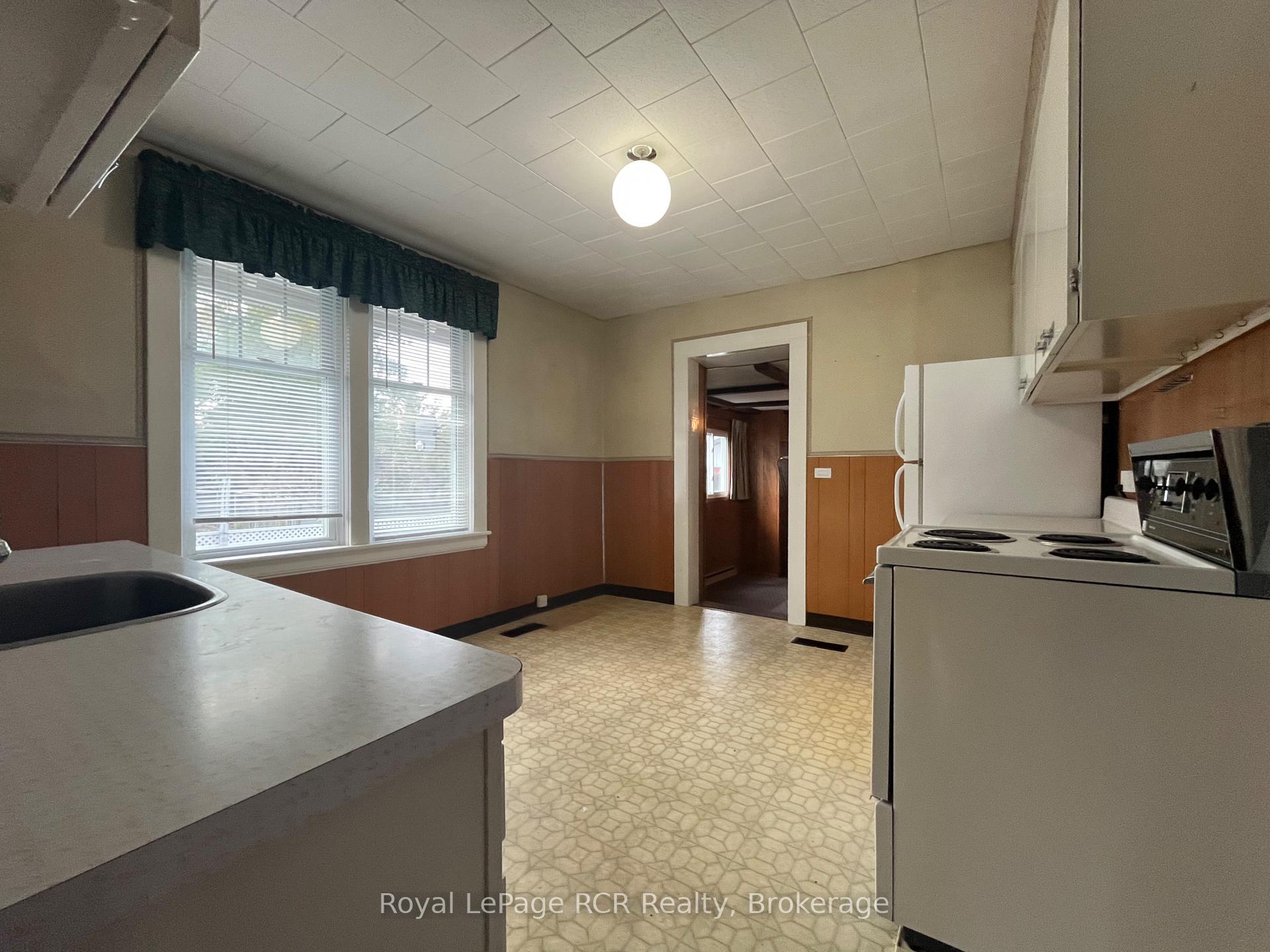 Photo 25 of 582 12th Ave N, Hanover — HOMEH