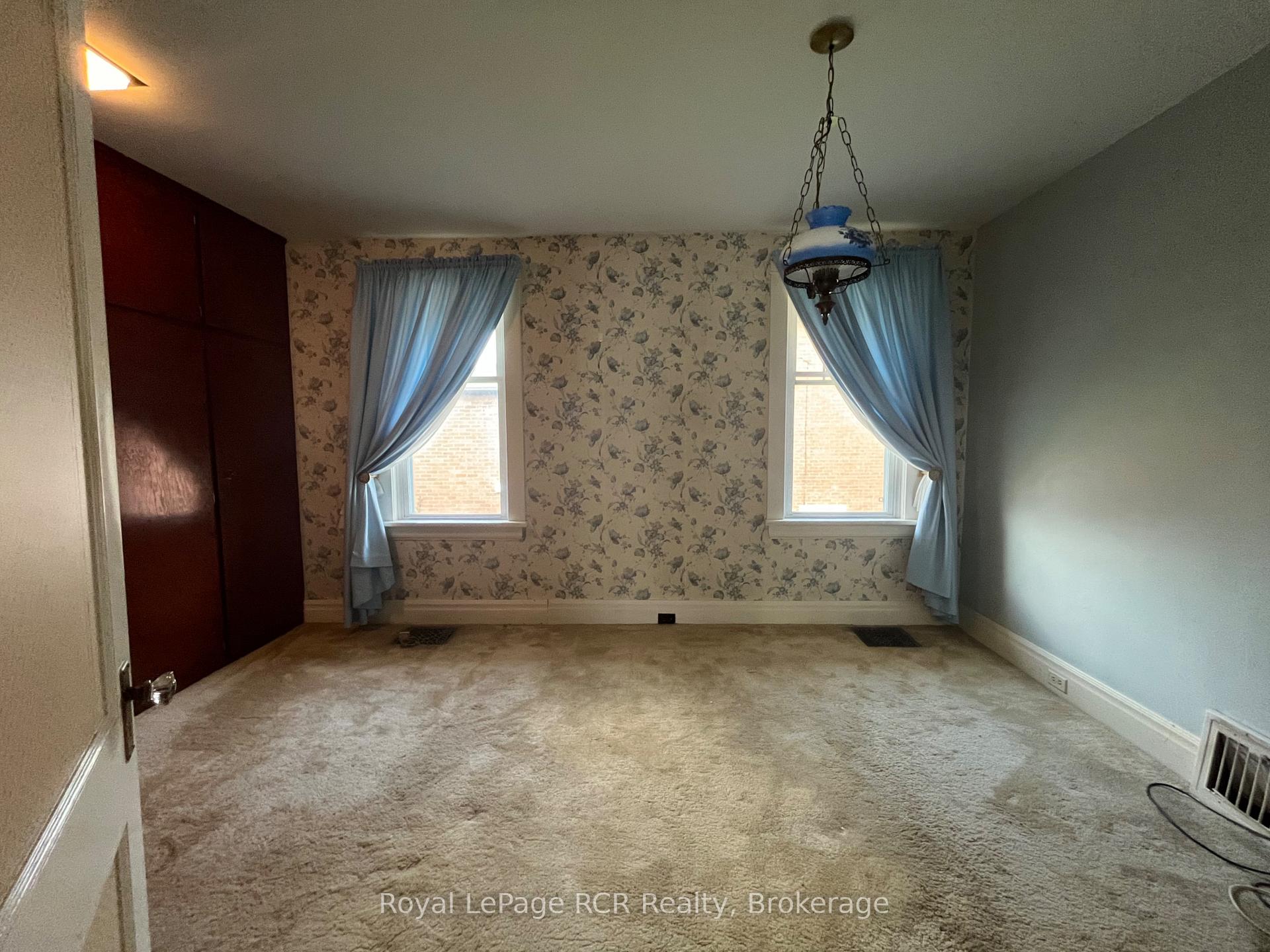 Photo 27 of 582 12th Ave N, Hanover — HOMEH
