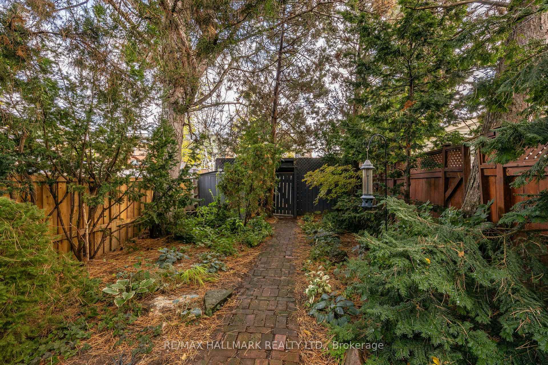 Photo 32 of 63 Chester Avenue, Toronto, Playter Estates-Danforth — HOMEH