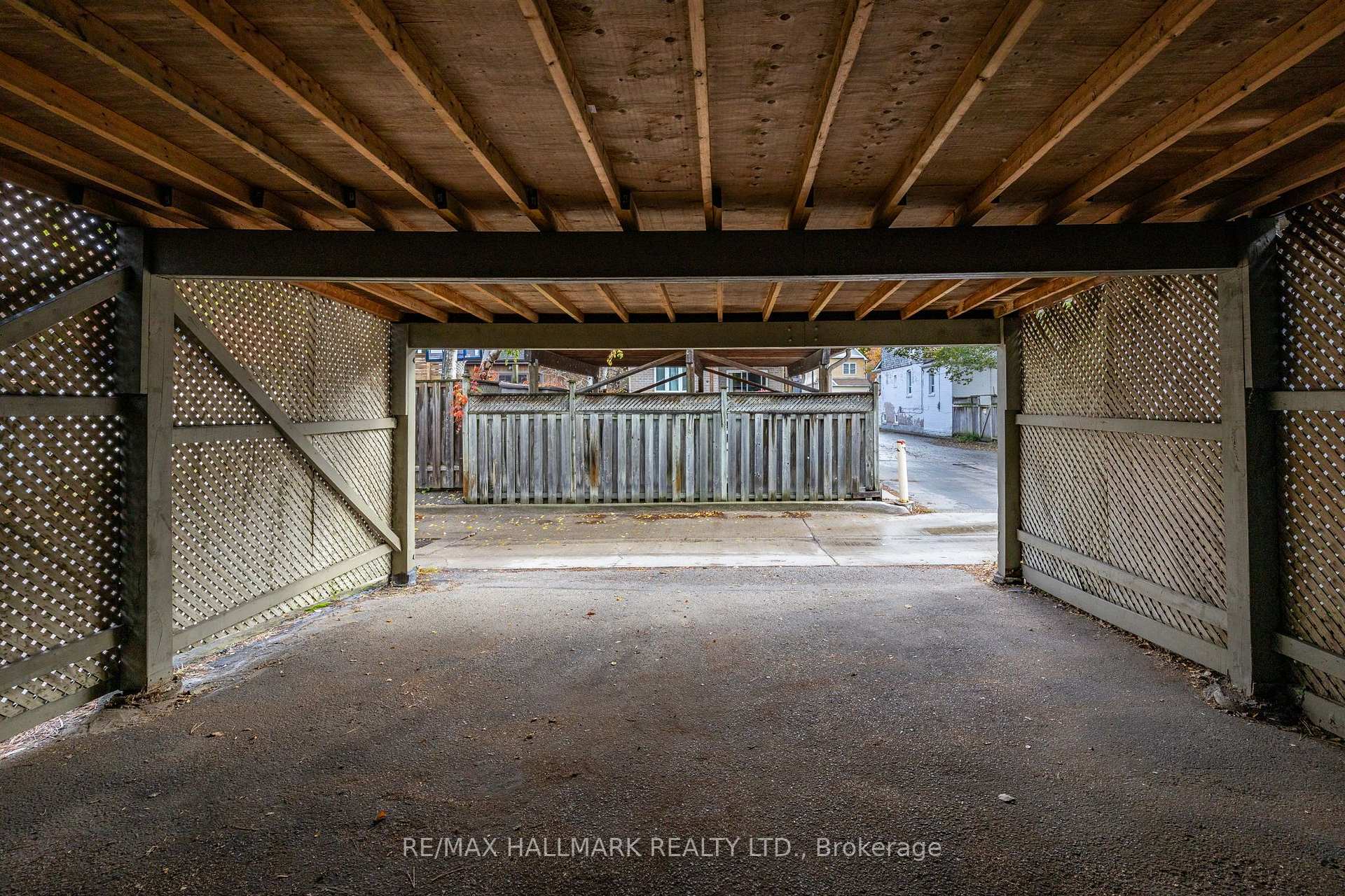 Photo 34 of 63 Chester Avenue, Toronto, Playter Estates-Danforth — HOMEH