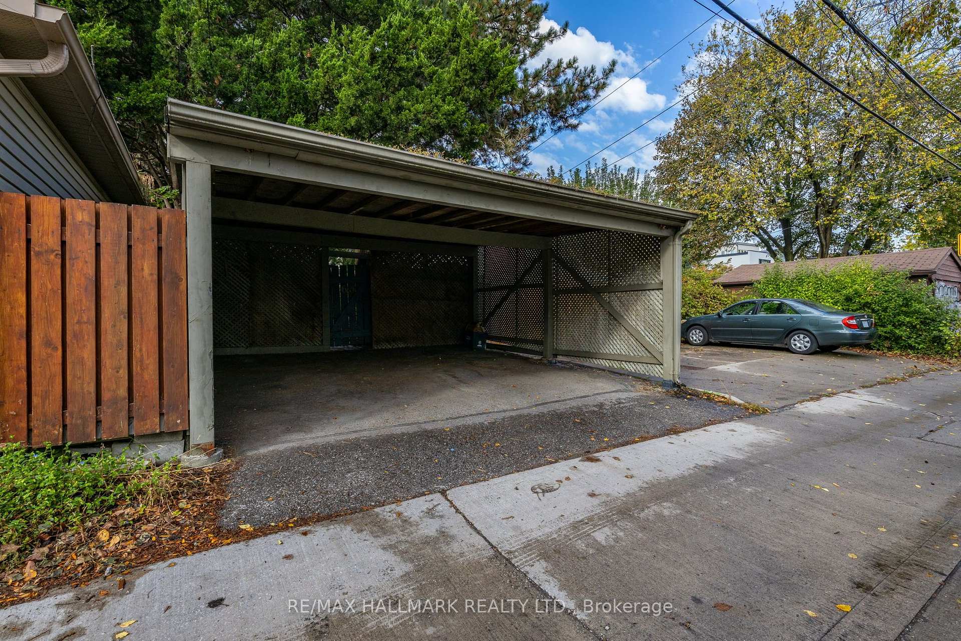 Photo 35 of 63 Chester Avenue, Toronto, Playter Estates-Danforth — HOMEH