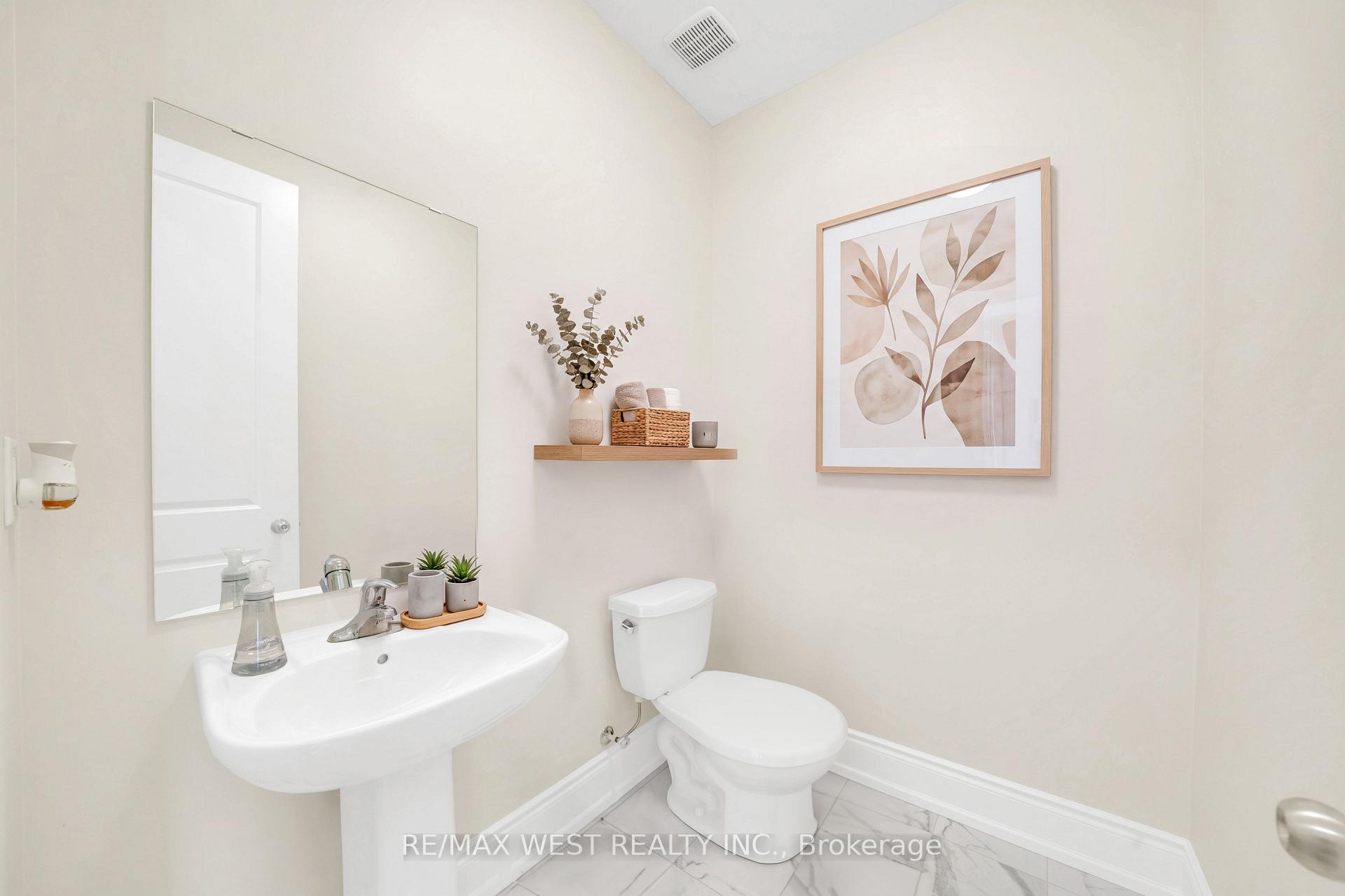 Photo 6 of 201 Bellefond Street, Vaughan, Kleinburg — HOMEH