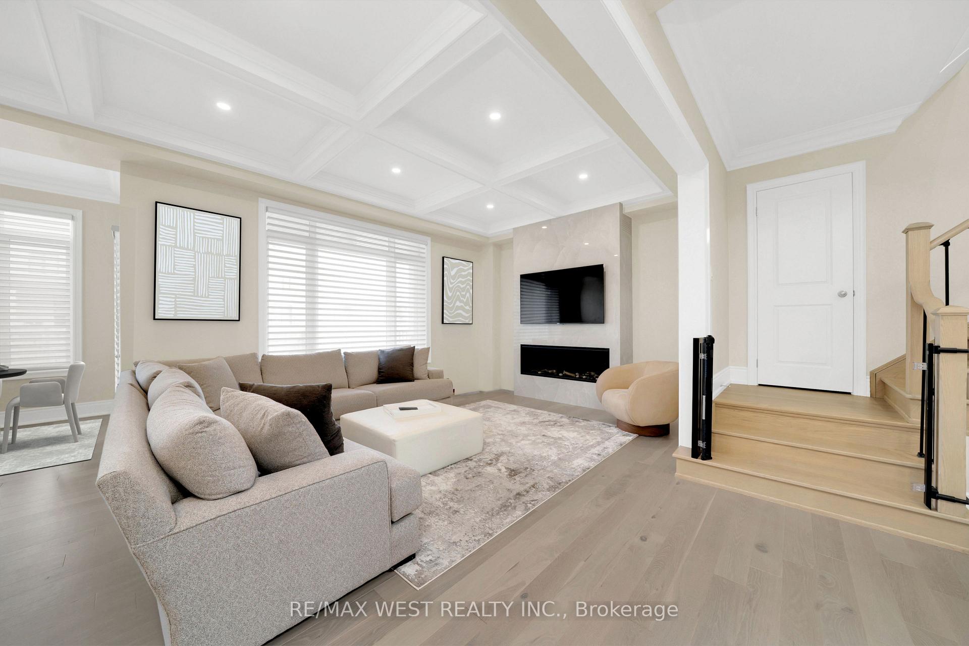 Photo 10 of 201 Bellefond Street, Vaughan, Kleinburg — HOMEH