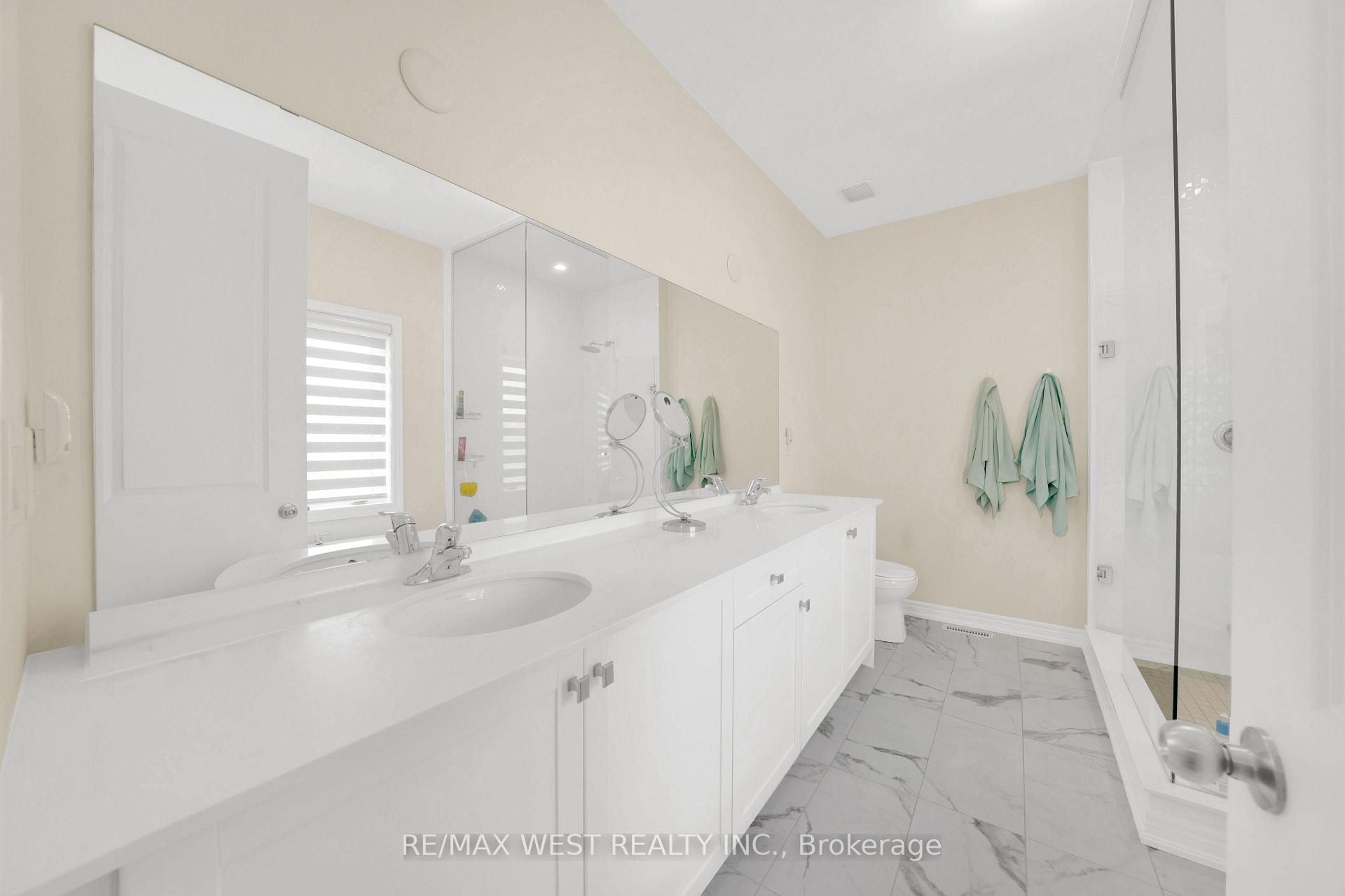 Photo 21 of 201 Bellefond Street, Vaughan, Kleinburg — HOMEH