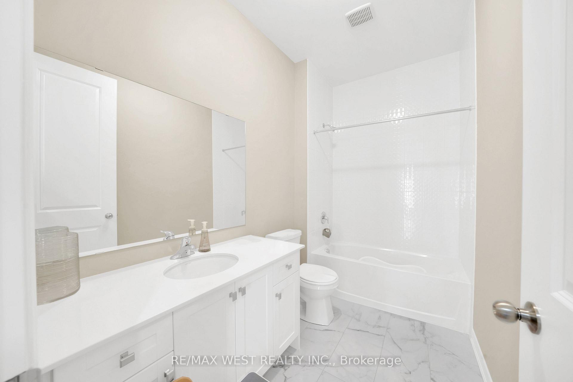 Photo 29 of 201 Bellefond Street, Vaughan, Kleinburg — HOMEH