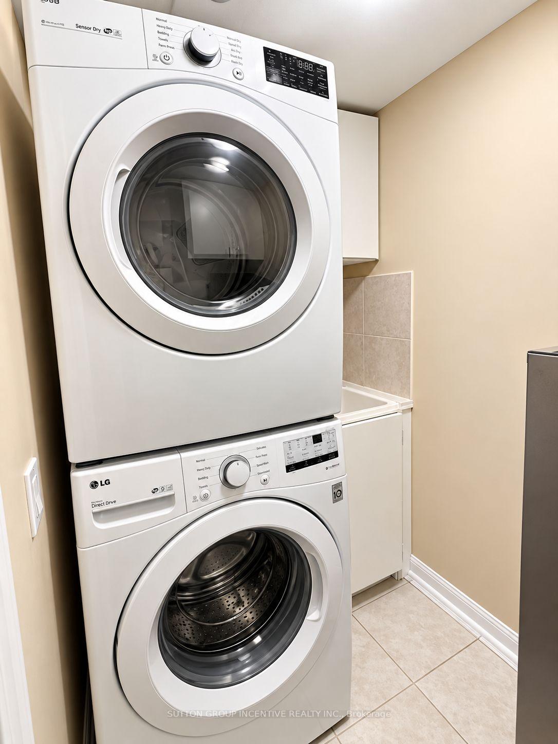 Photo 19 of Unit 314, 2504 Rutherford Road, Vaughan, Maple — HOMEH