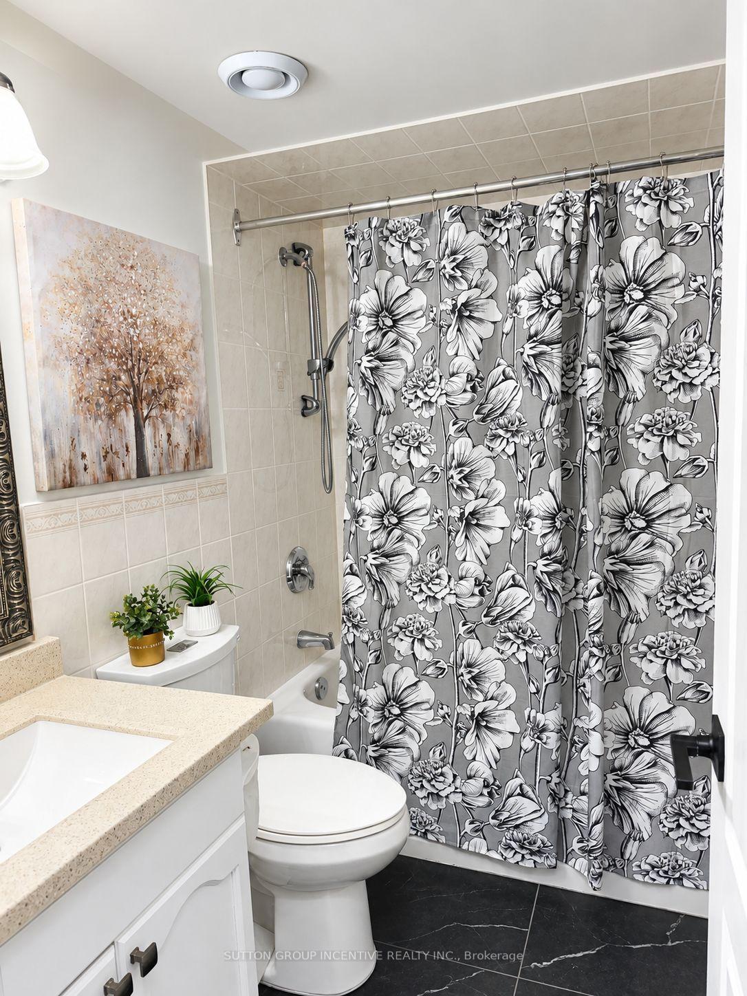 Photo 24 of Unit 314, 2504 Rutherford Road, Vaughan, Maple — HOMEH