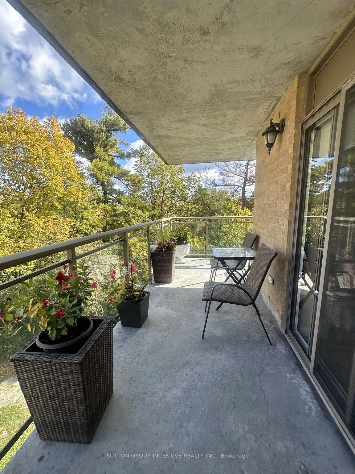 Photo 26 of Unit 314, 2504 Rutherford Road, Vaughan, Maple — HOMEH
