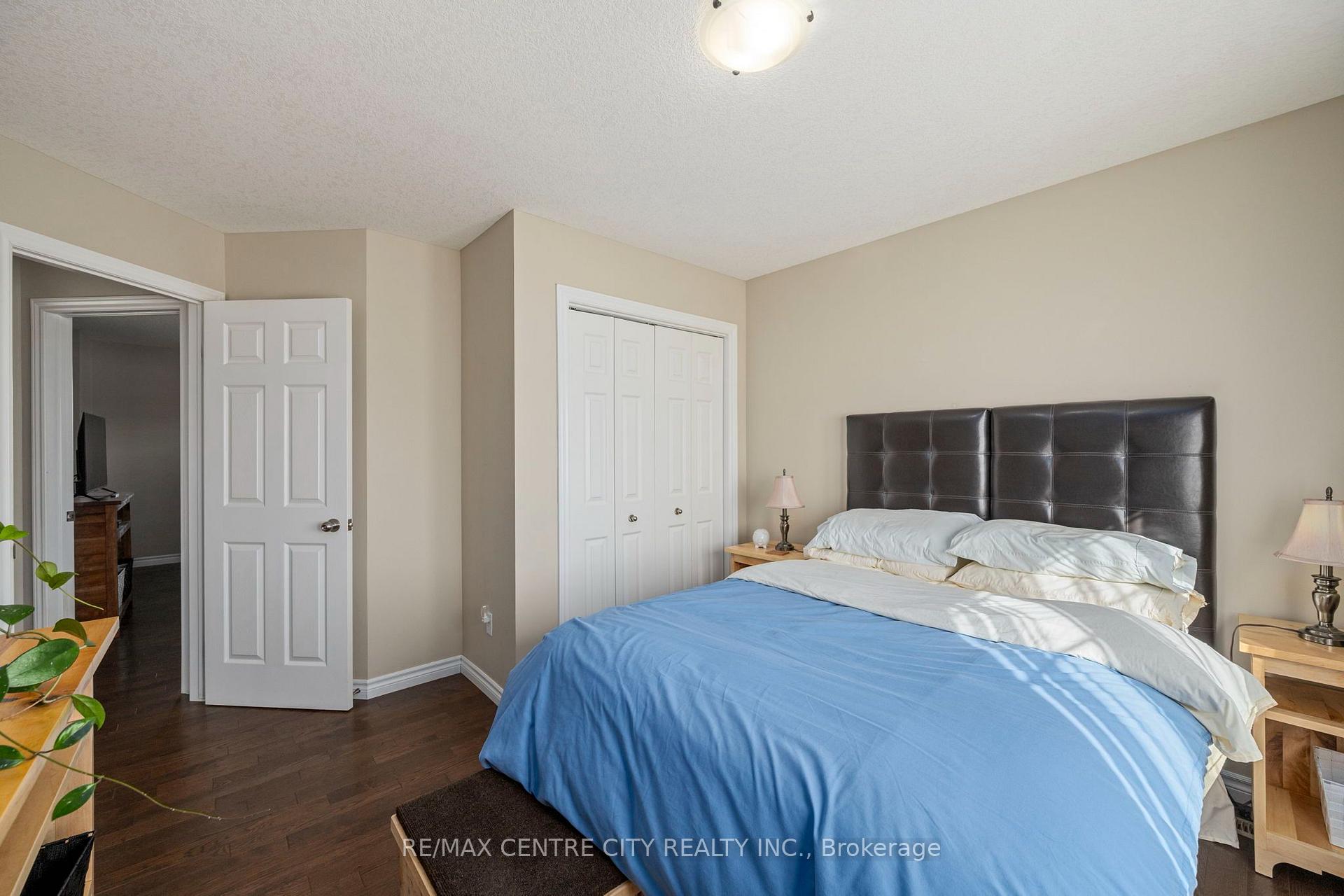 Photo 20 of 52 Pine Valley Drive, St. Thomas — HOMEH