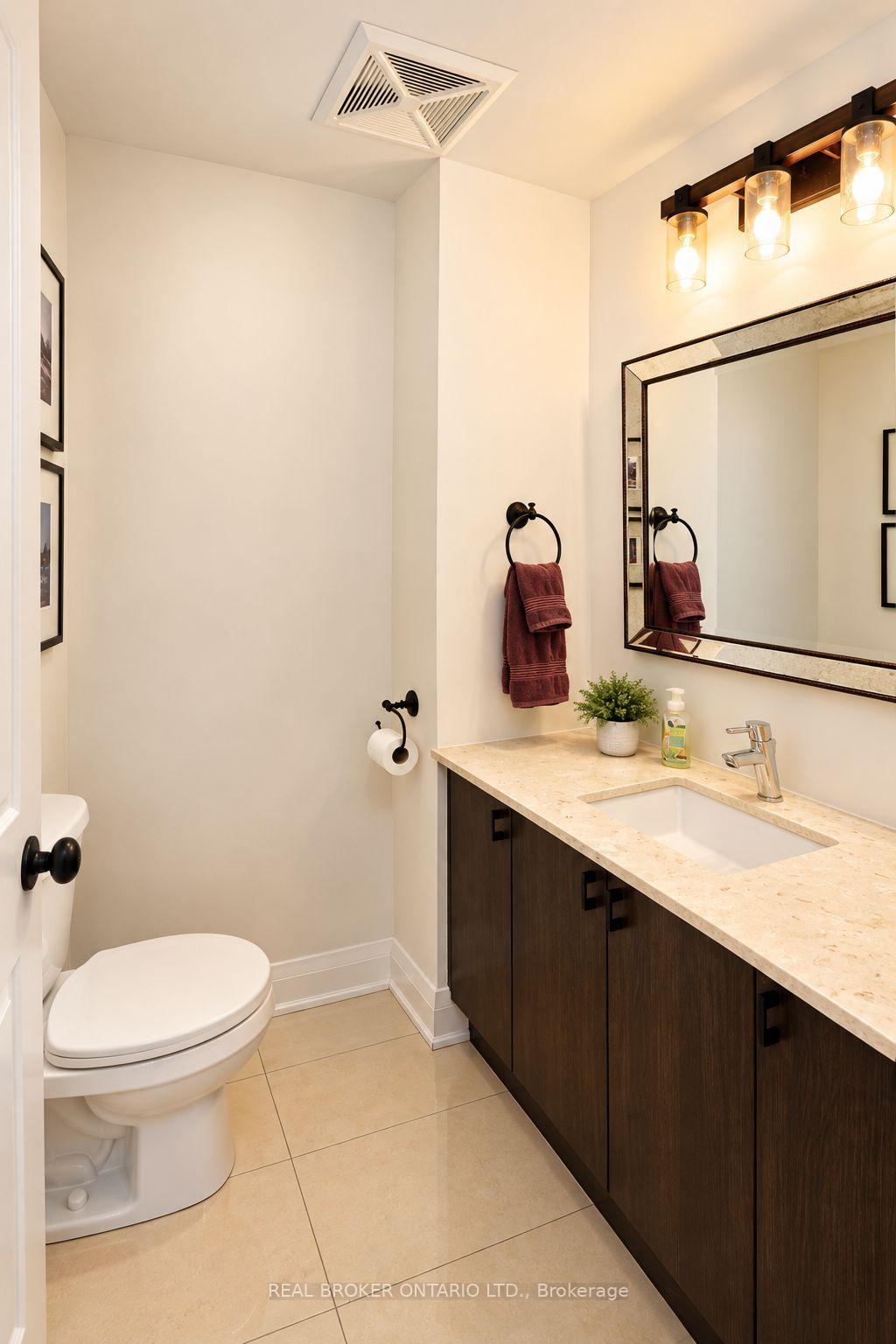 Photo 4 of Unit 111, 12 Woodstream Boulevard, Vaughan, Vaughan Grove — HOMEH
