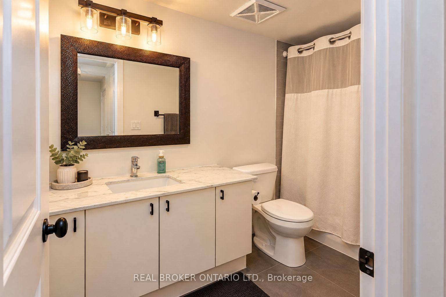 Photo 6 of Unit 111, 12 Woodstream Boulevard, Vaughan, Vaughan Grove — HOMEH